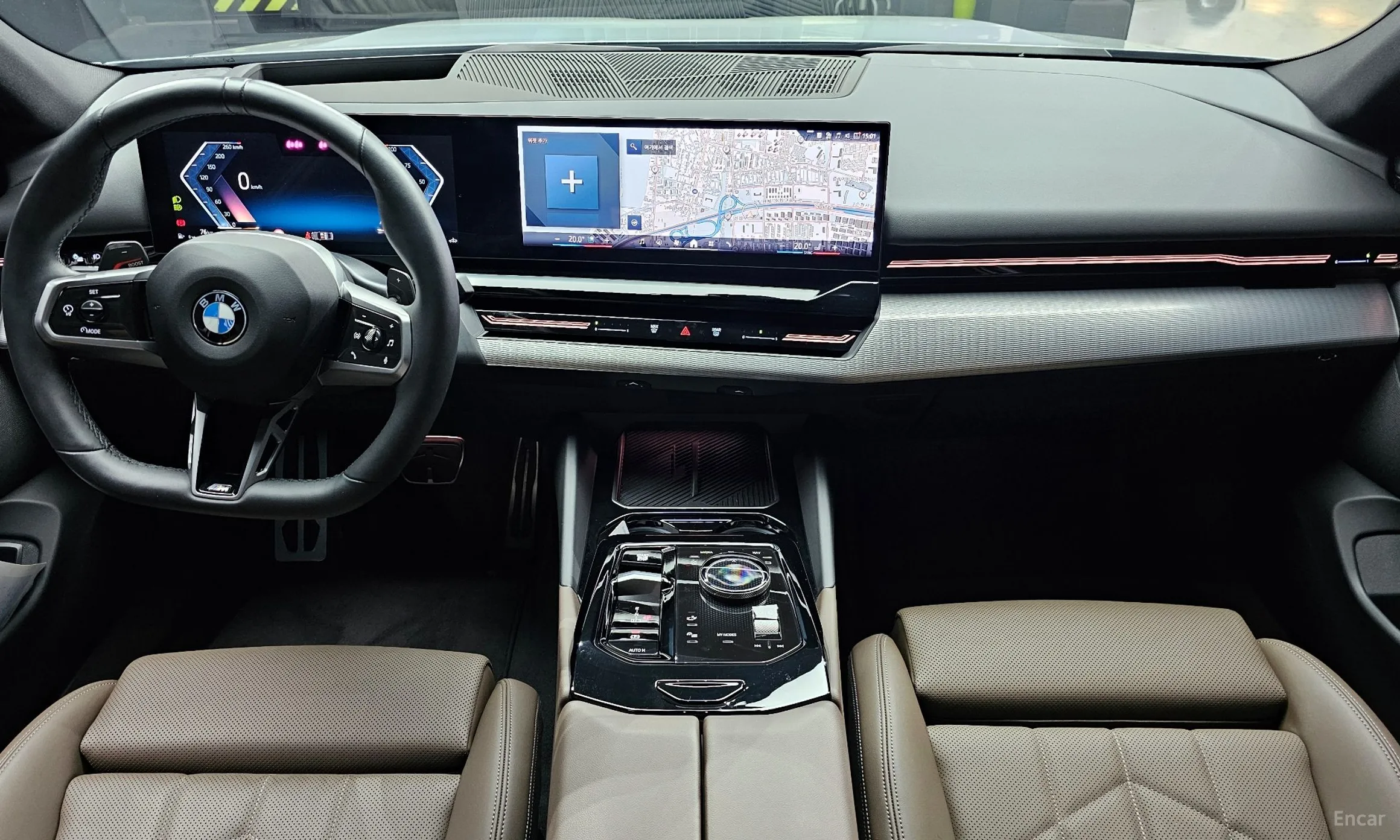 BMW 5 Series (G60) превью 4