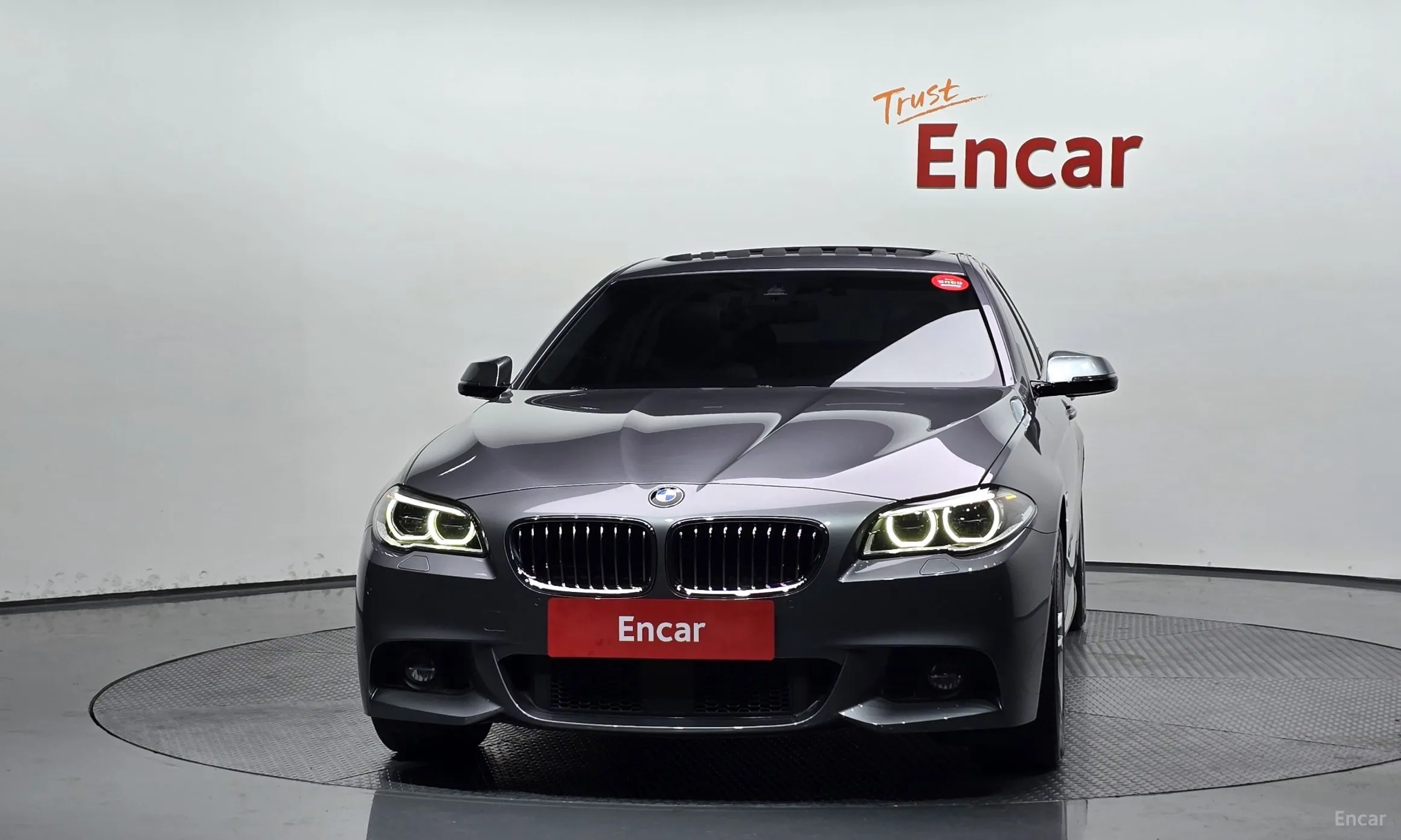 BMW 5 Series (F10) превью 2
