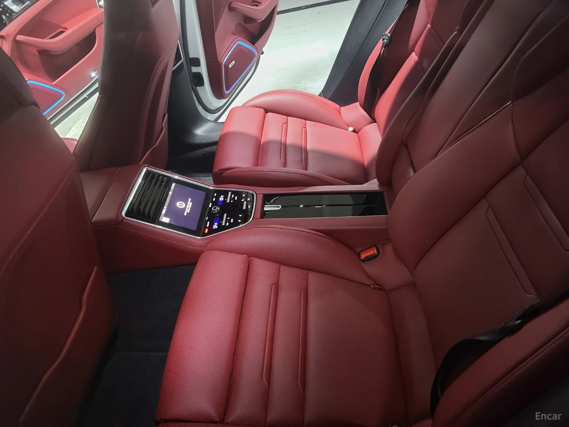 Porsche Panamera (971) превью 4