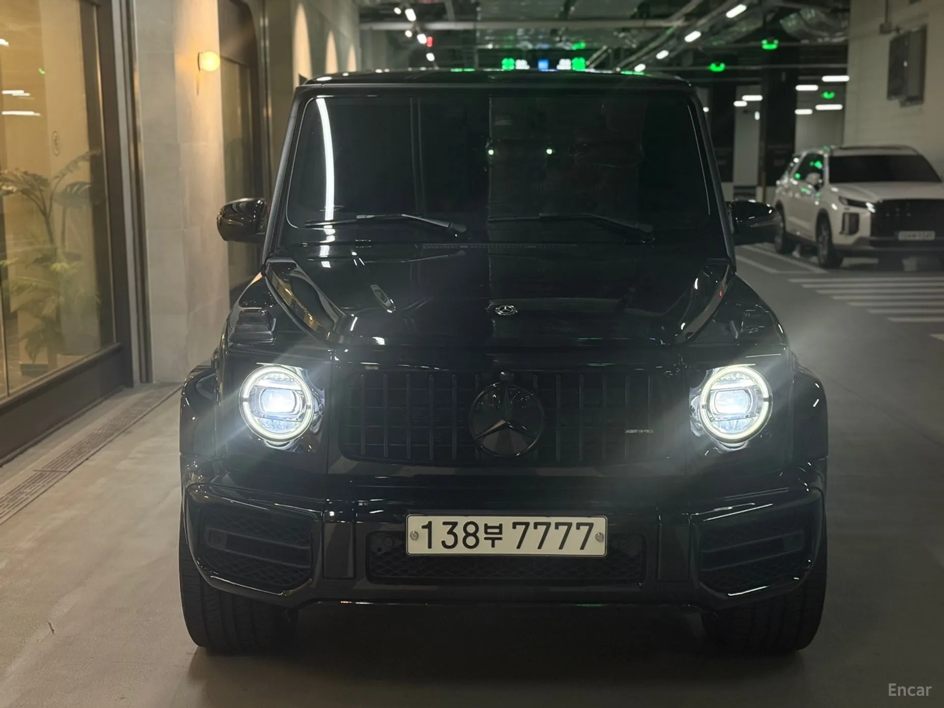 Mercedes Benz G-Class W463b