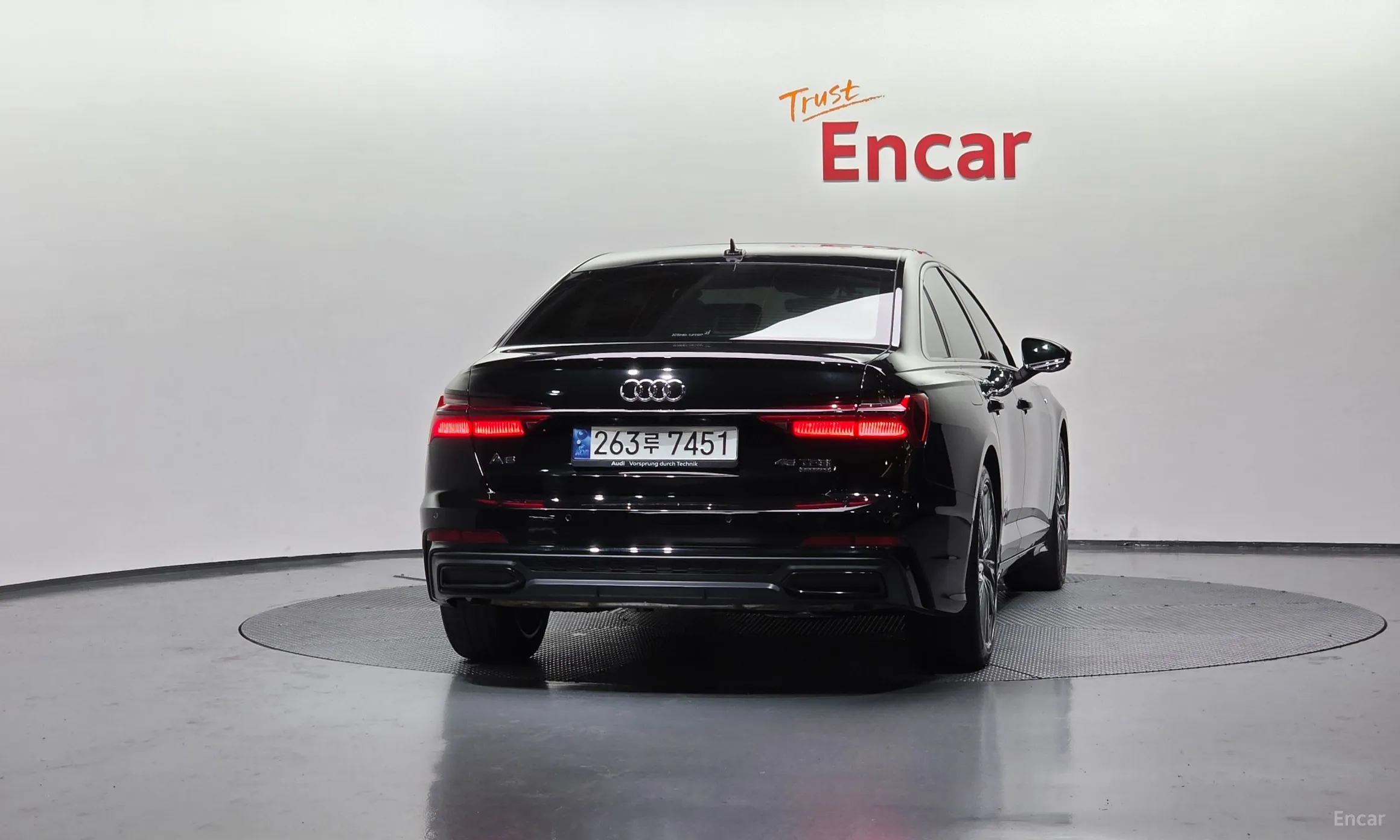 Audi A6 (C8) превью 3