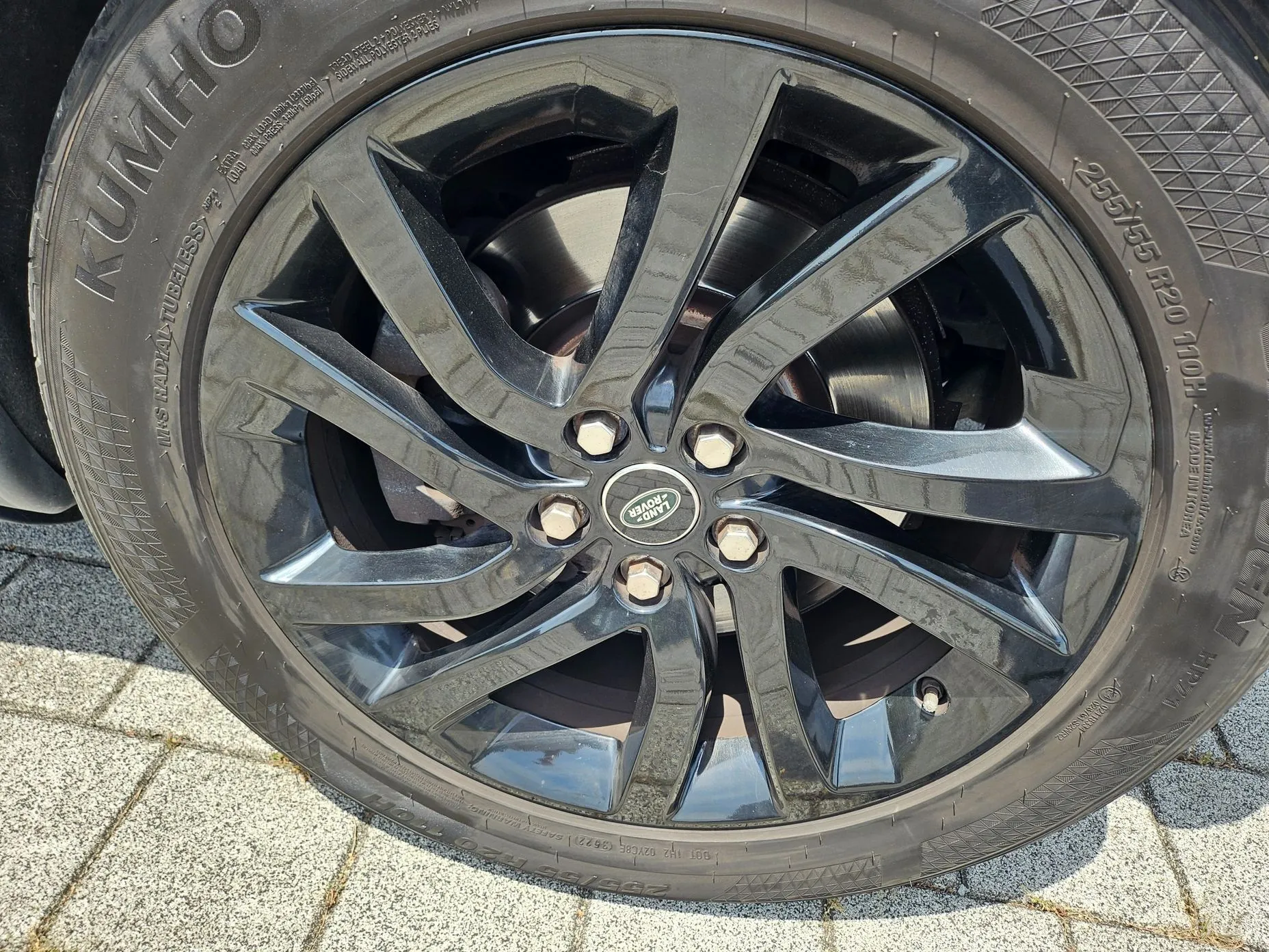 Land Rover Discovery 5 превью 3