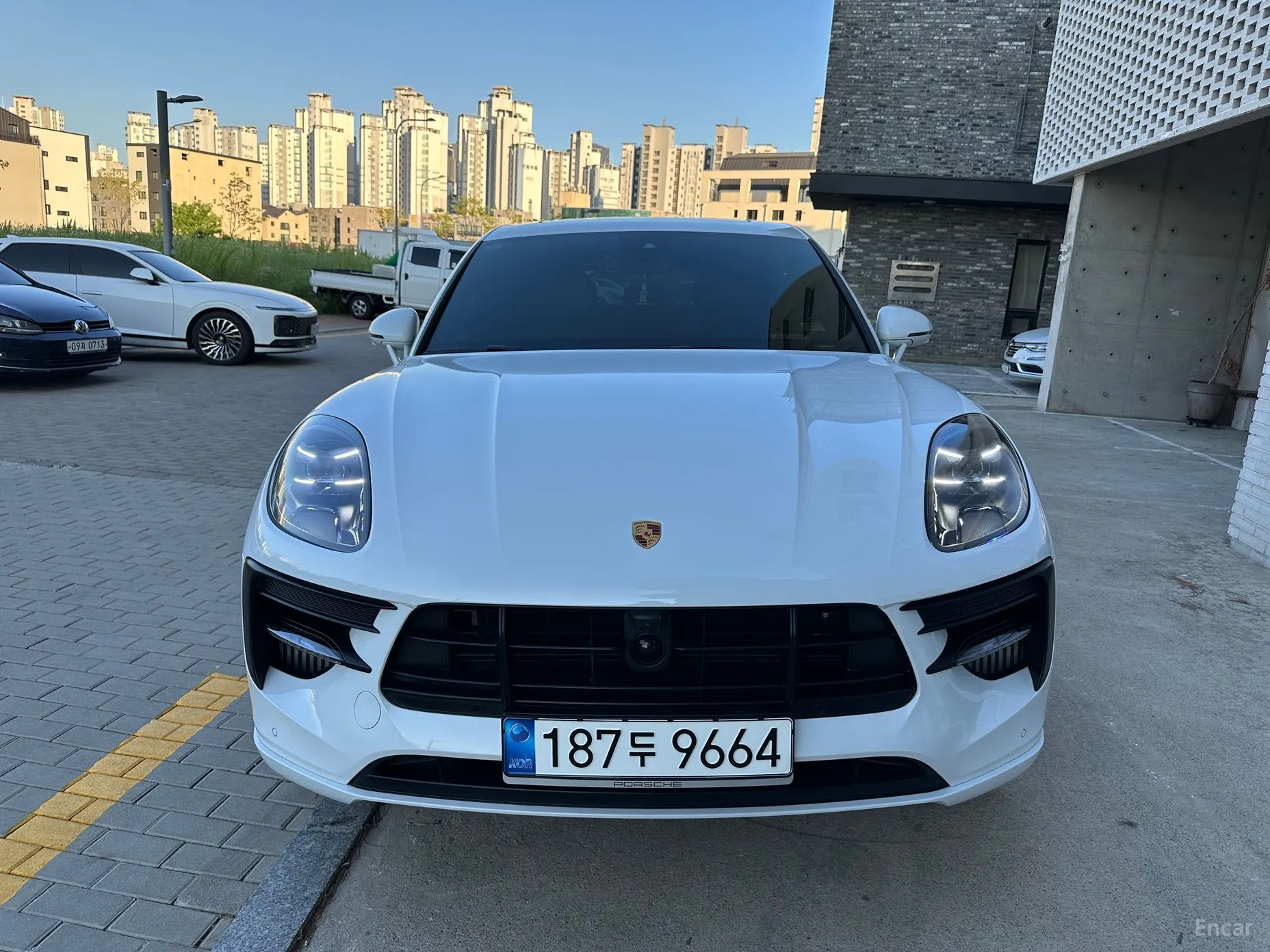 Porsche Macan превью 2