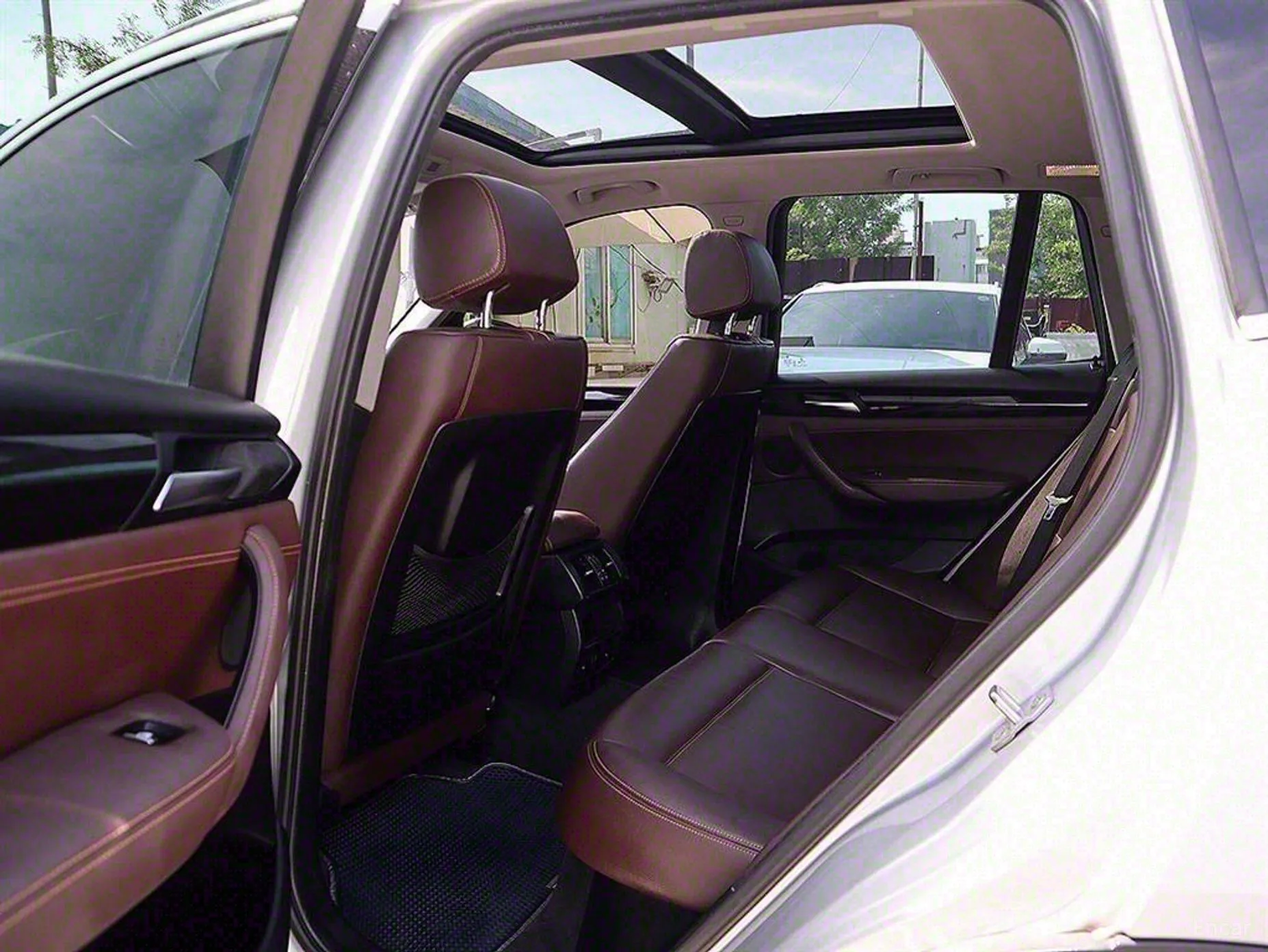 BMW X3 (F25) превью 4