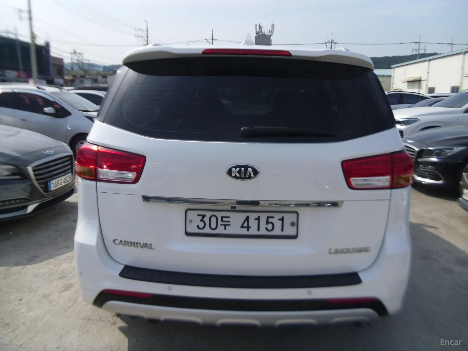 Kia Carnival превью 4