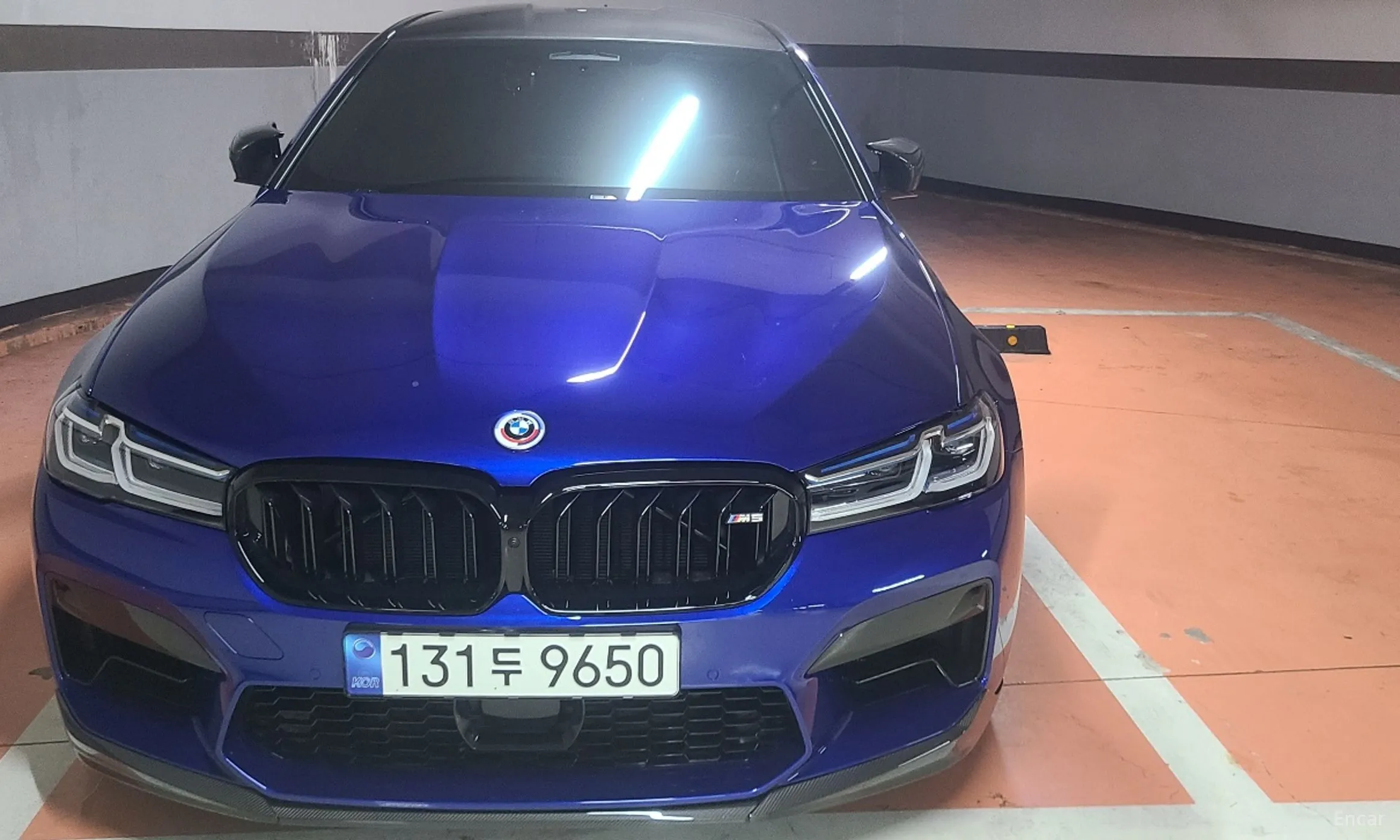 BMW M5 (F90)