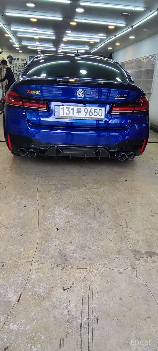 BMW M5 (F90) превью 3