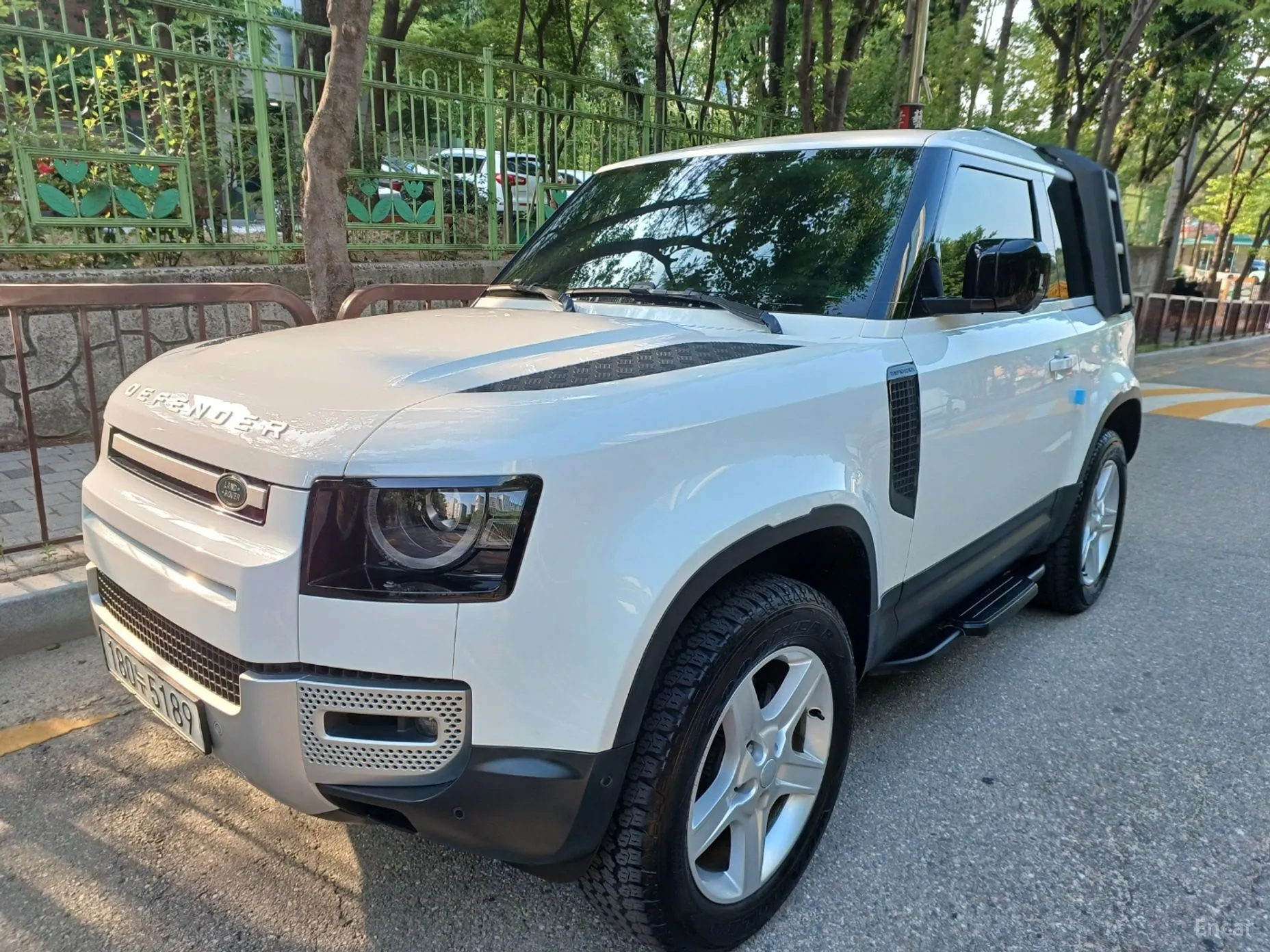 Land Rover Defender (L663)