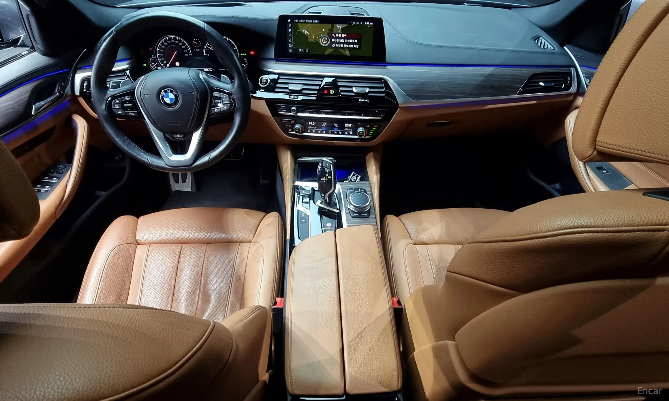BMW 5 Series (G30) превью 4