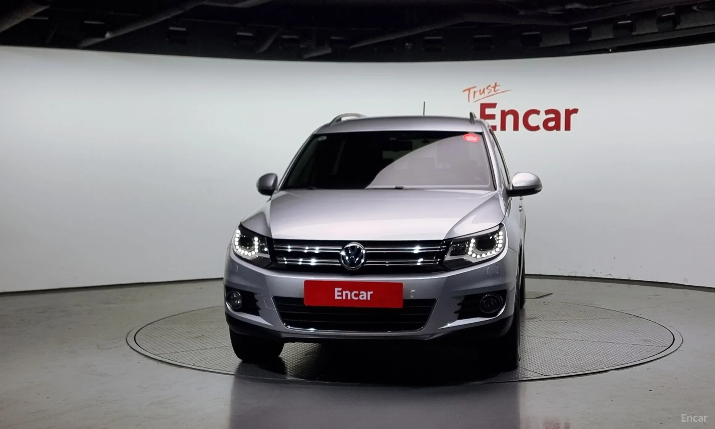 Volkswagen New Tiguan превью 2