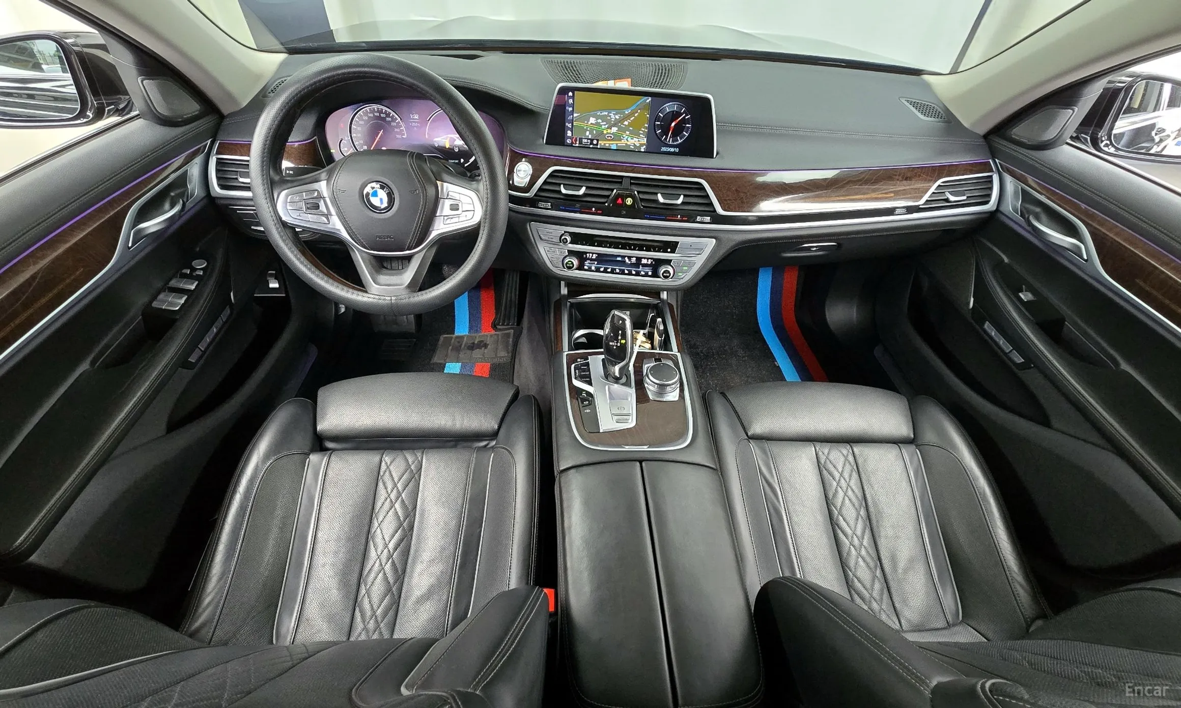 BMW 7 Series (G11) превью 4