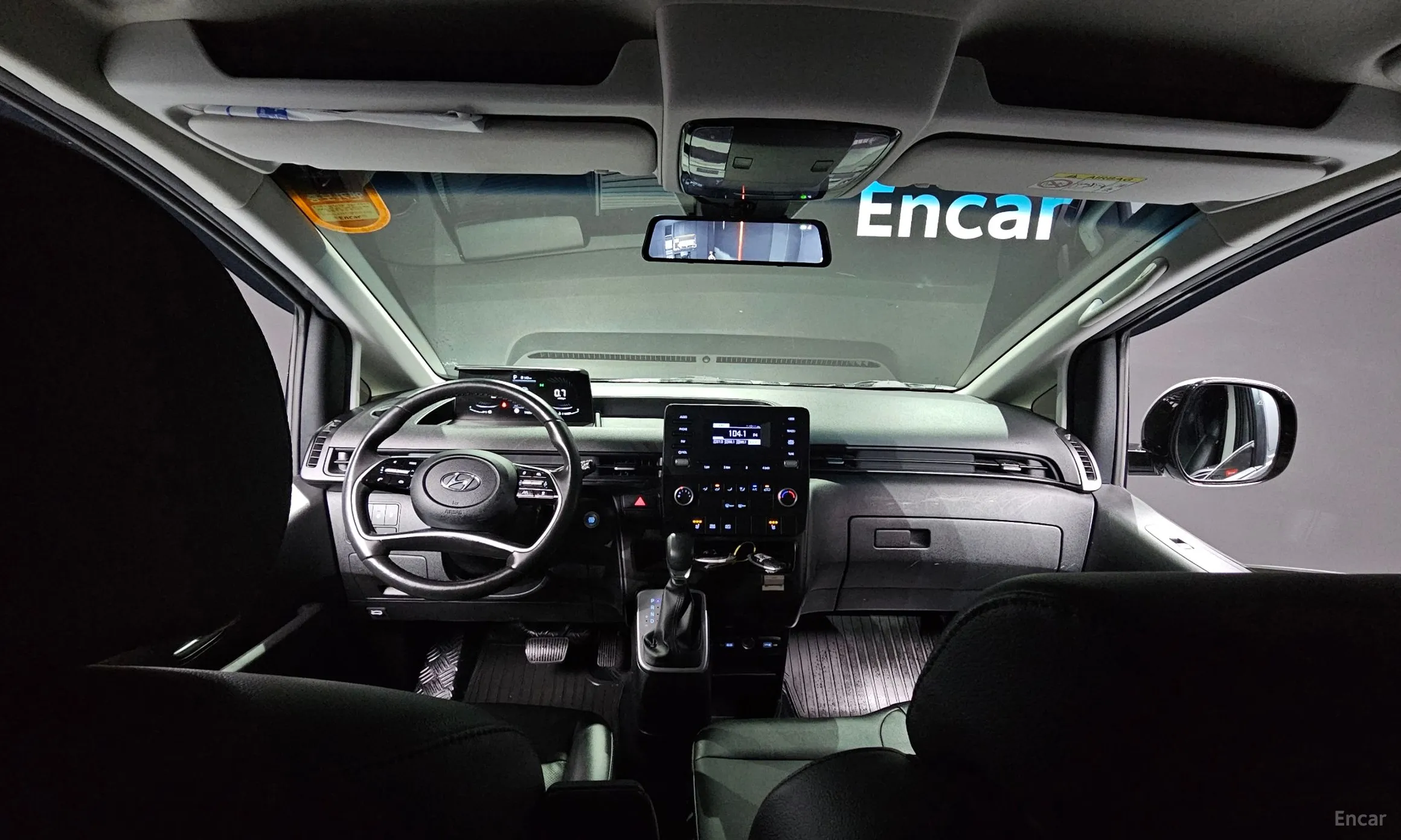 Hyundai Staria превью 4