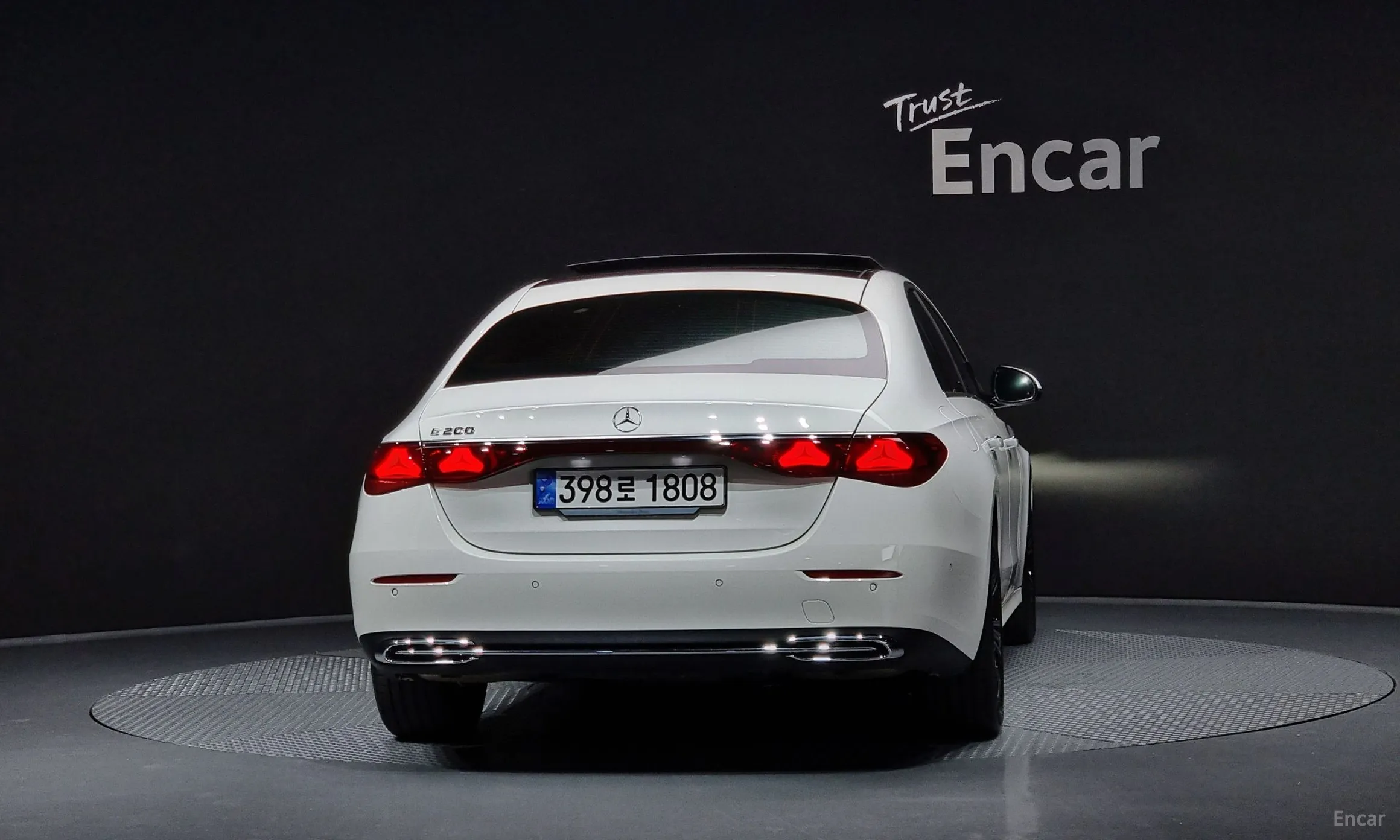 Mercedes Benz E-Class W214 превью 3