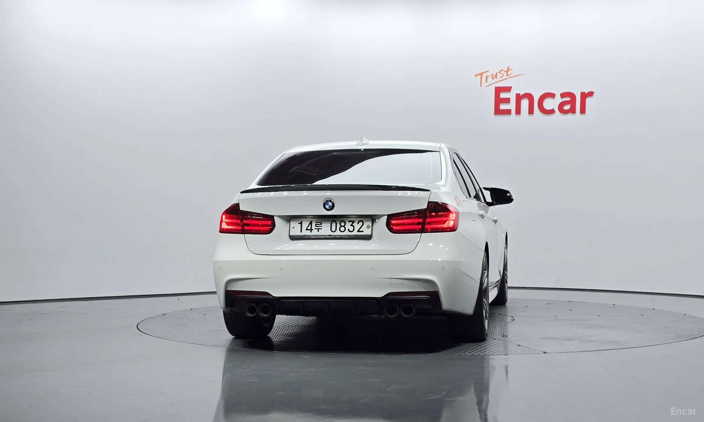 BMW 3 Series (F30) превью 3