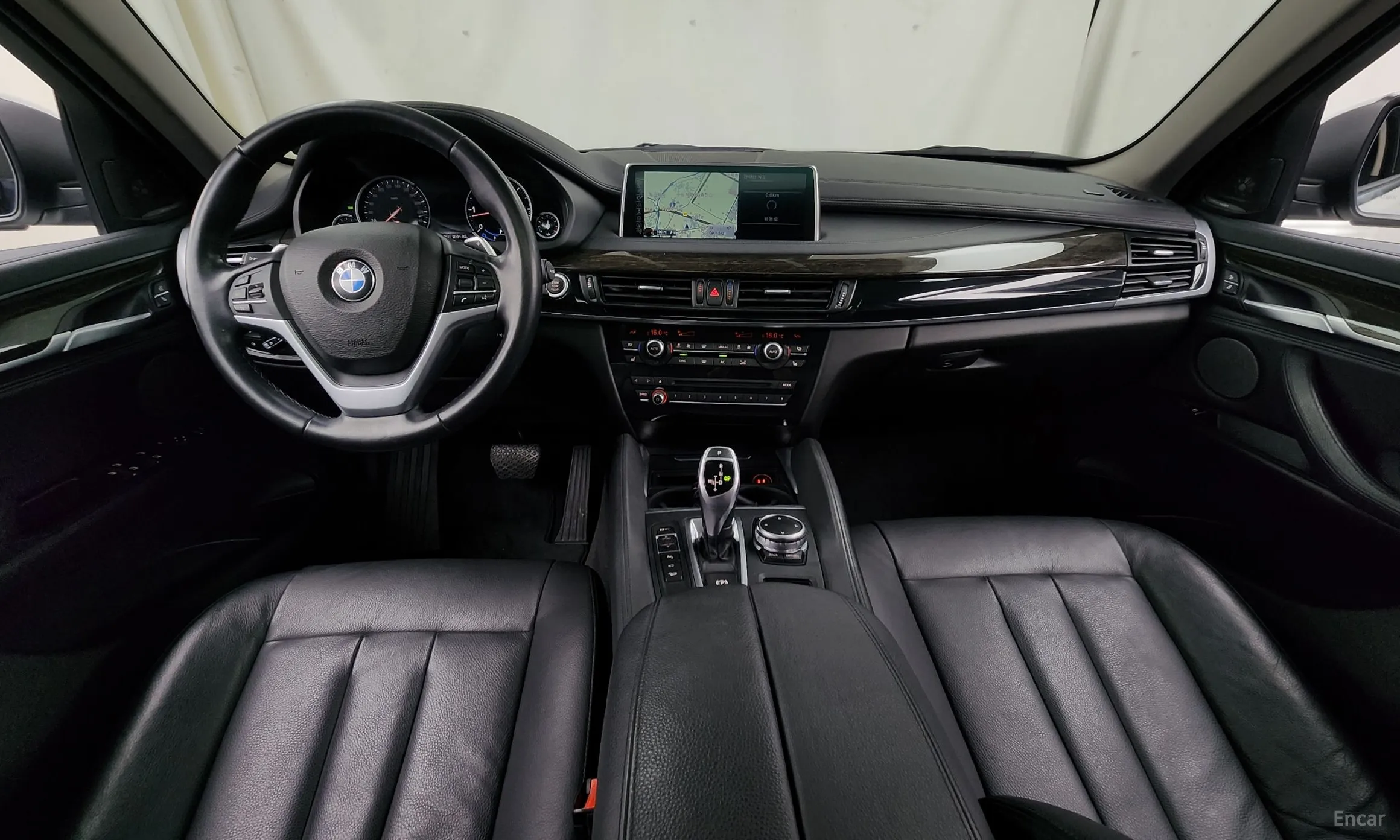 BMW X6 (F16) превью 4