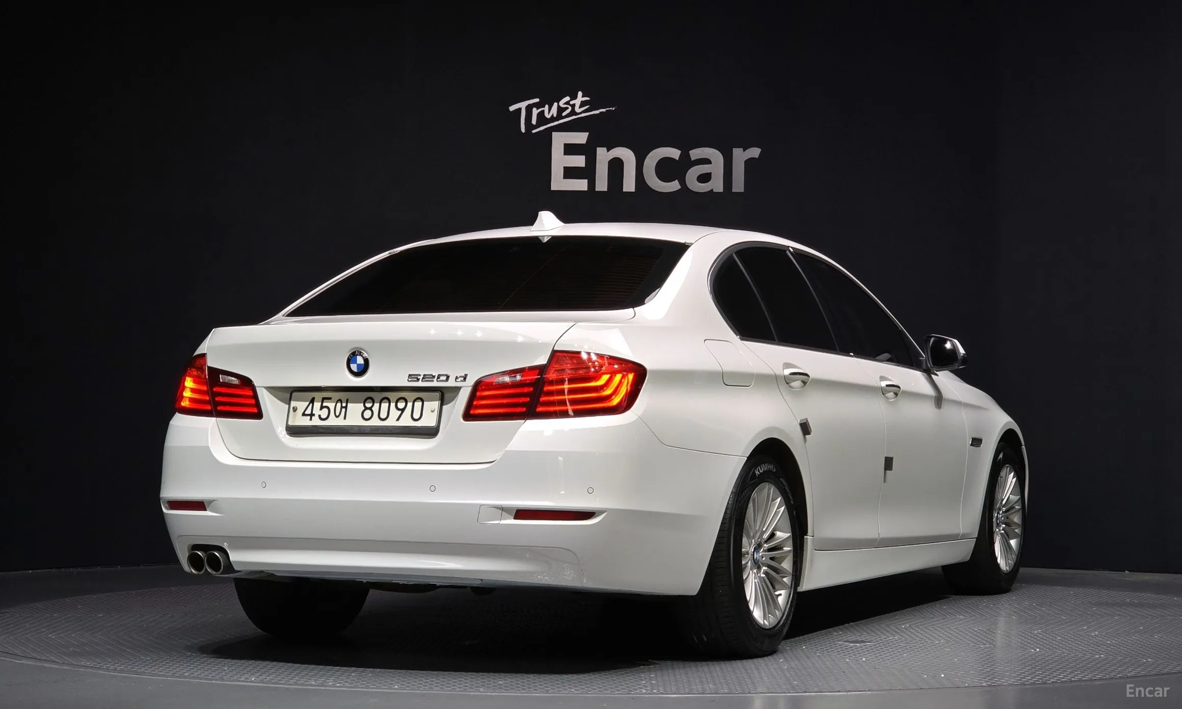 BMW 5 Series (F10) превью 2