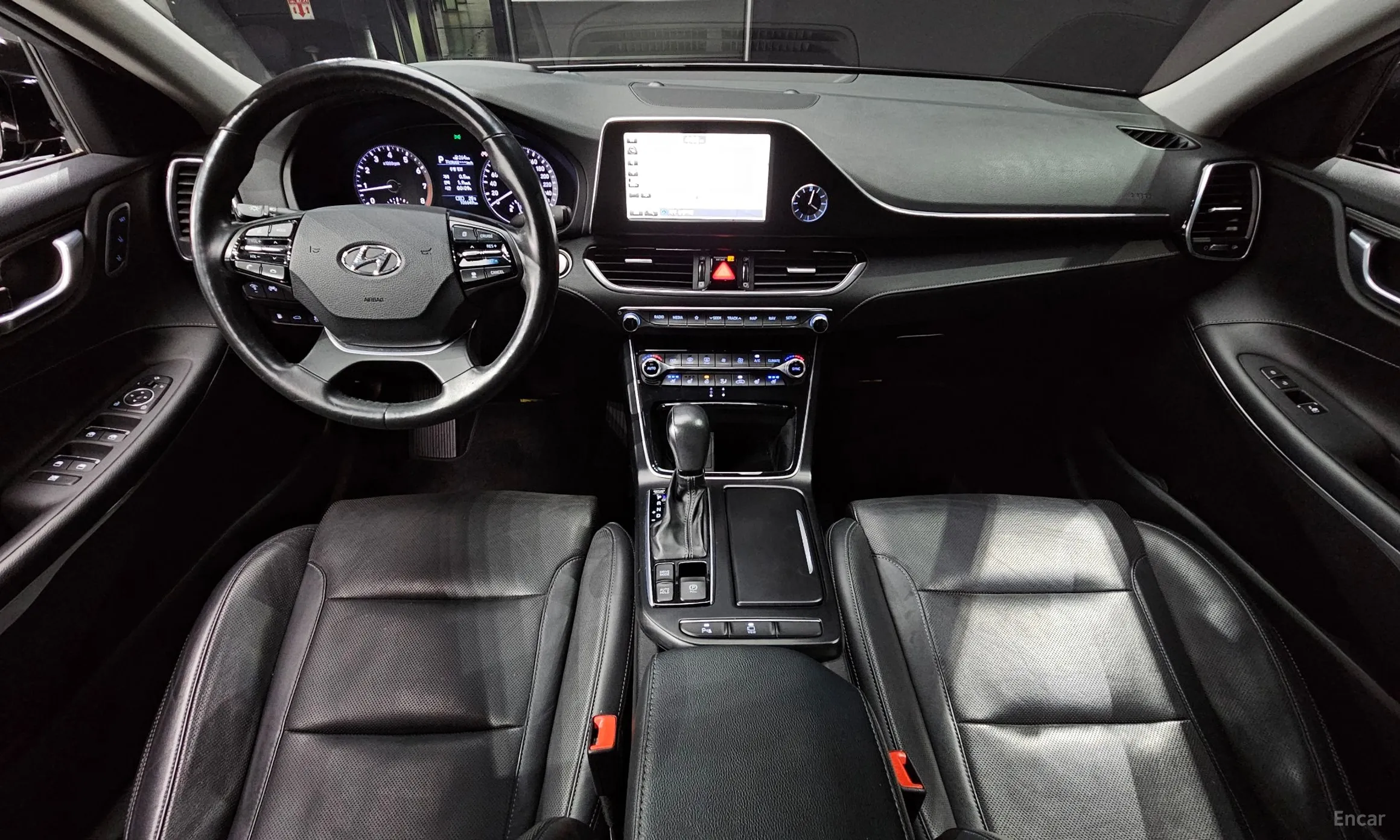 Hyundai Grandeur IG превью 4
