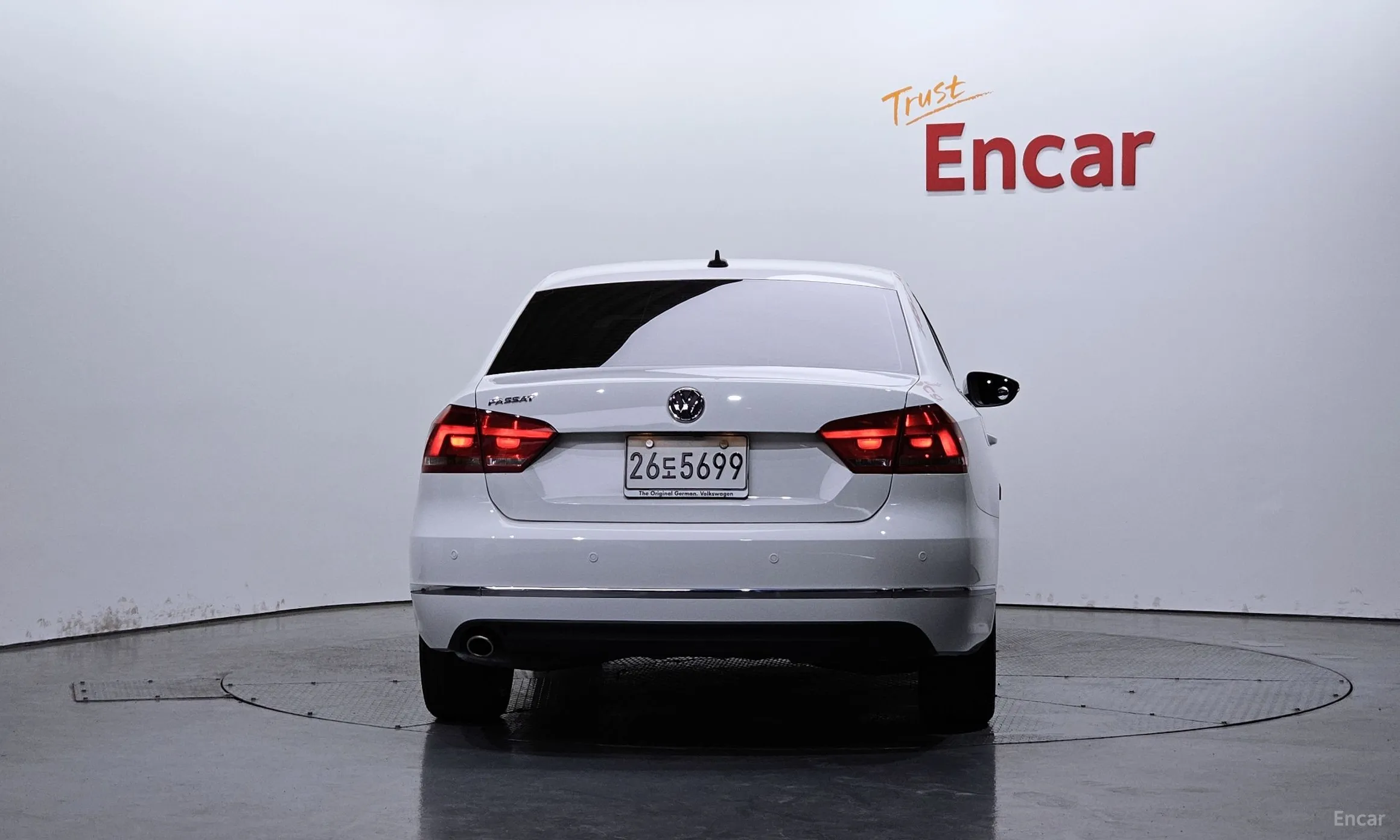 Volkswagen The New Passat превью 3