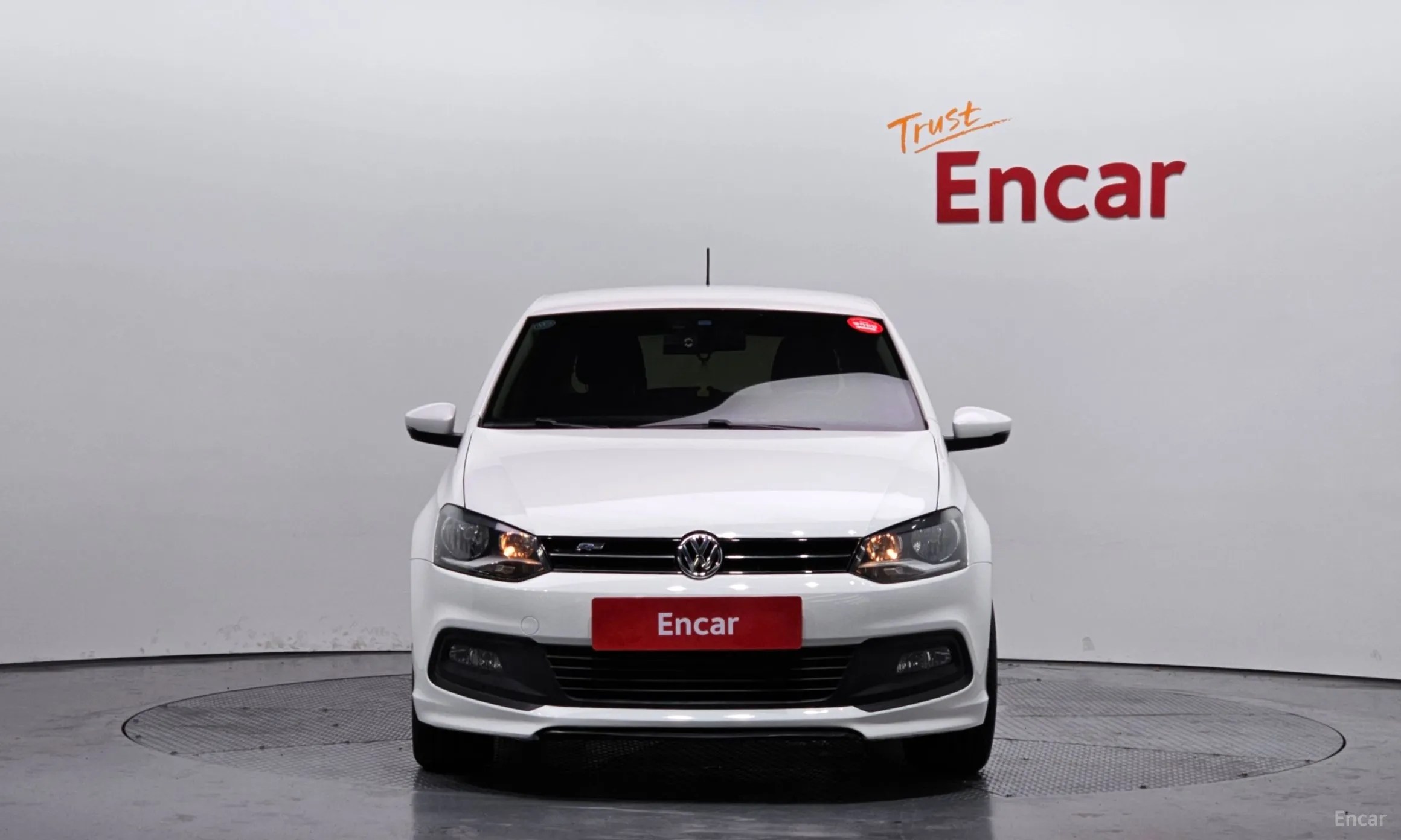 Volkswagen Polo превью 2