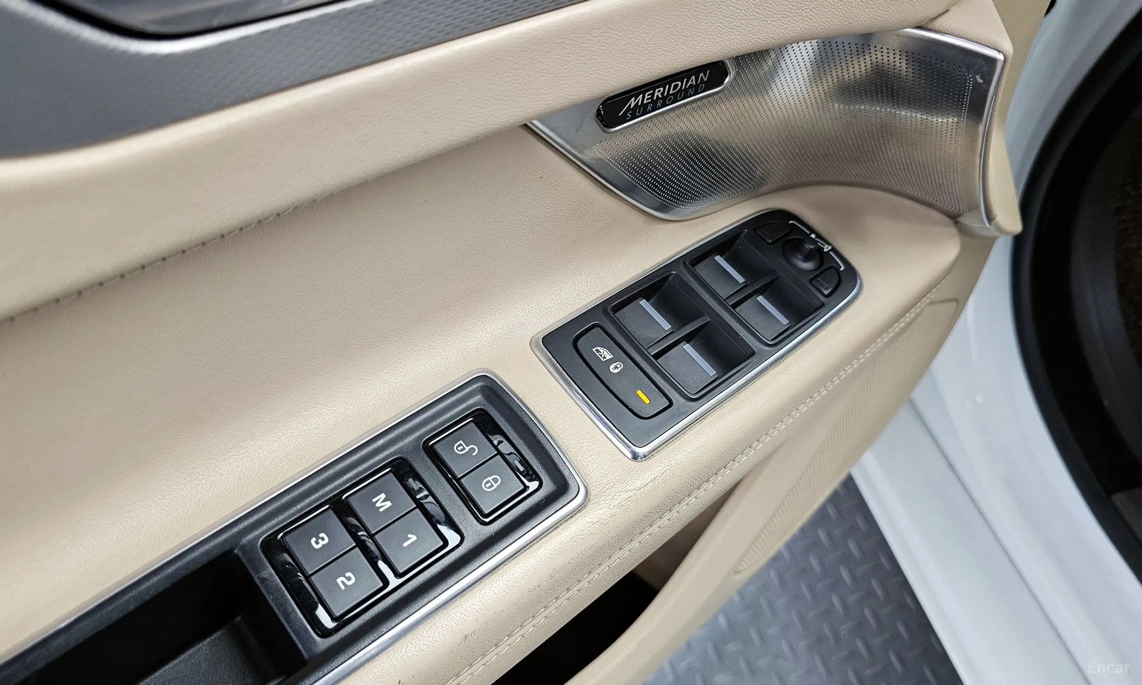 Jaguar XF (x260) превью 19