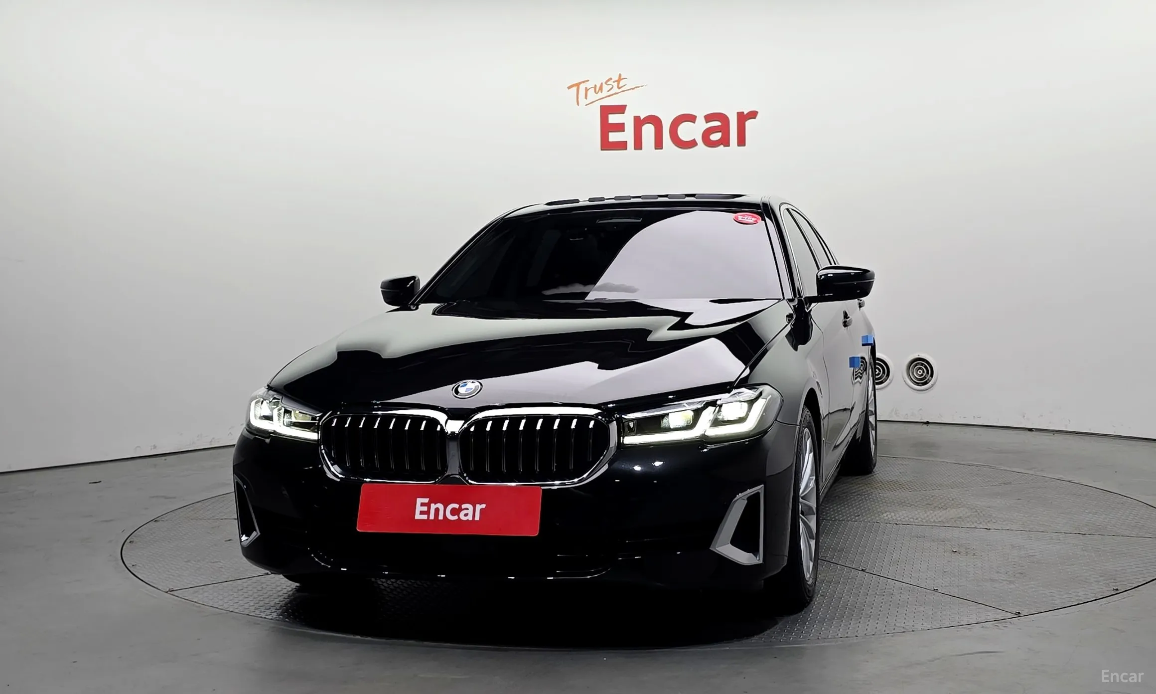 BMW 5 Series (G30)