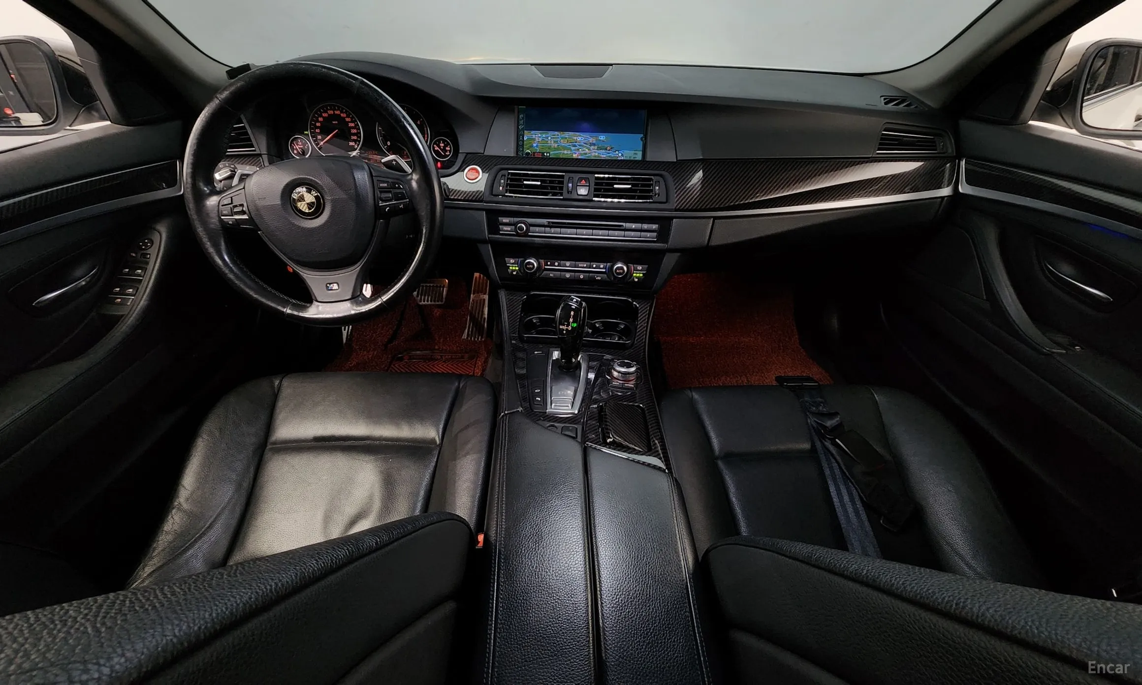 BMW 5 Series (F10) превью 4