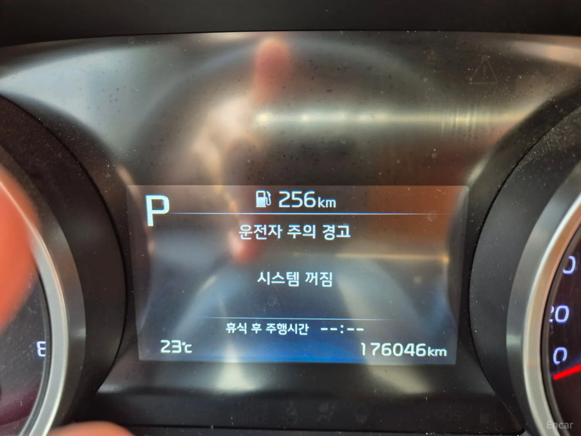 Kia Carnival Gen 4 превью 4