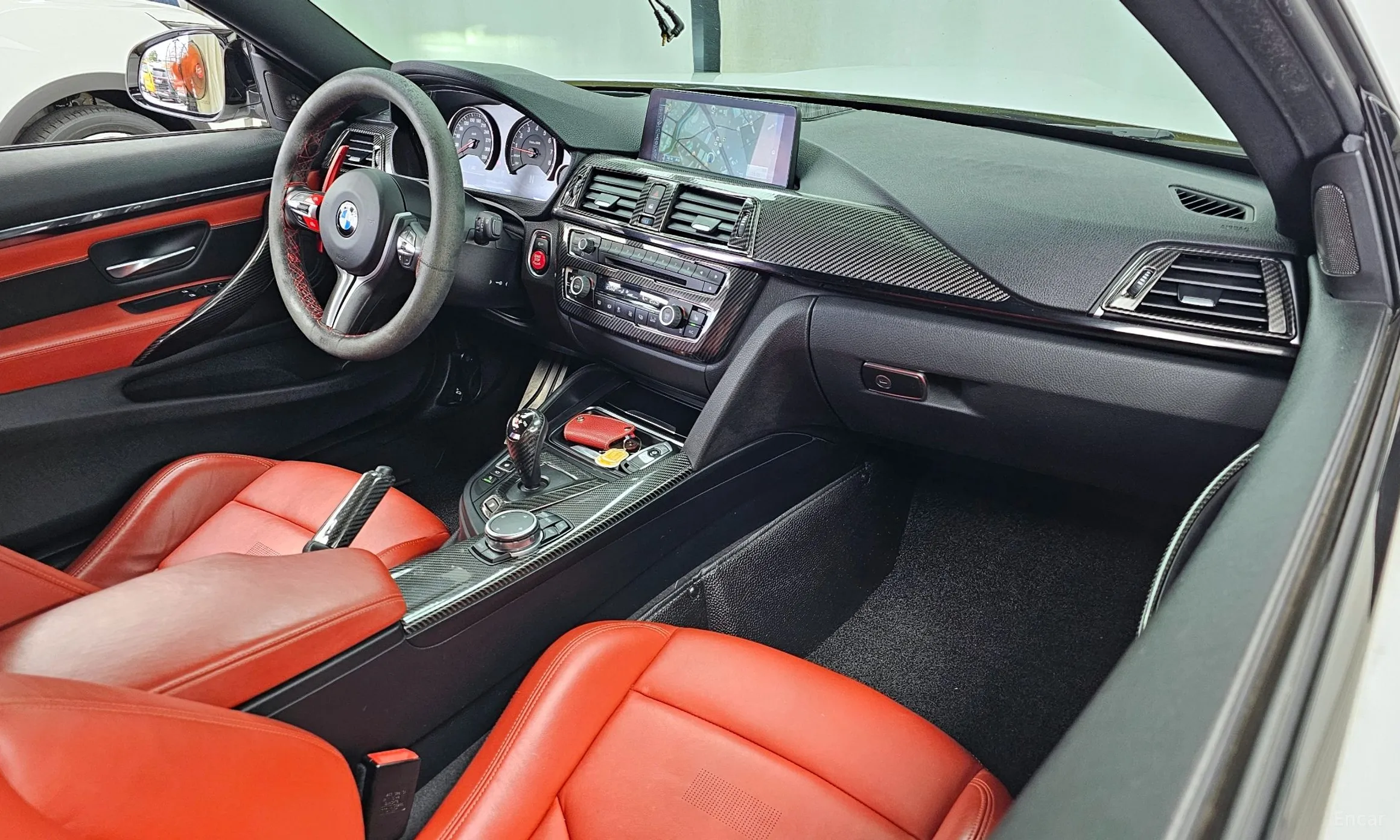BMW M4 (F82) превью 4