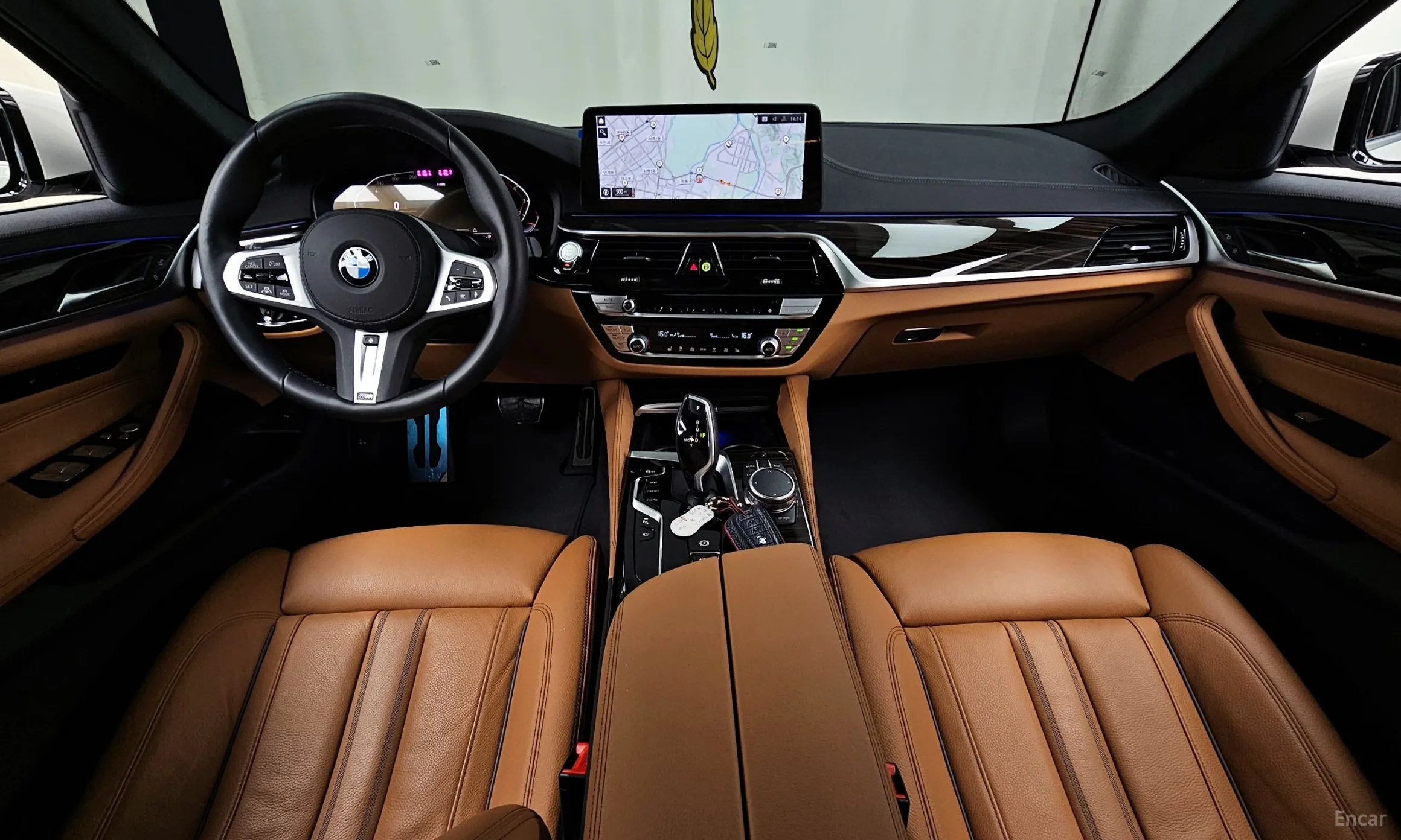 BMW 5 Series (G30) превью 4