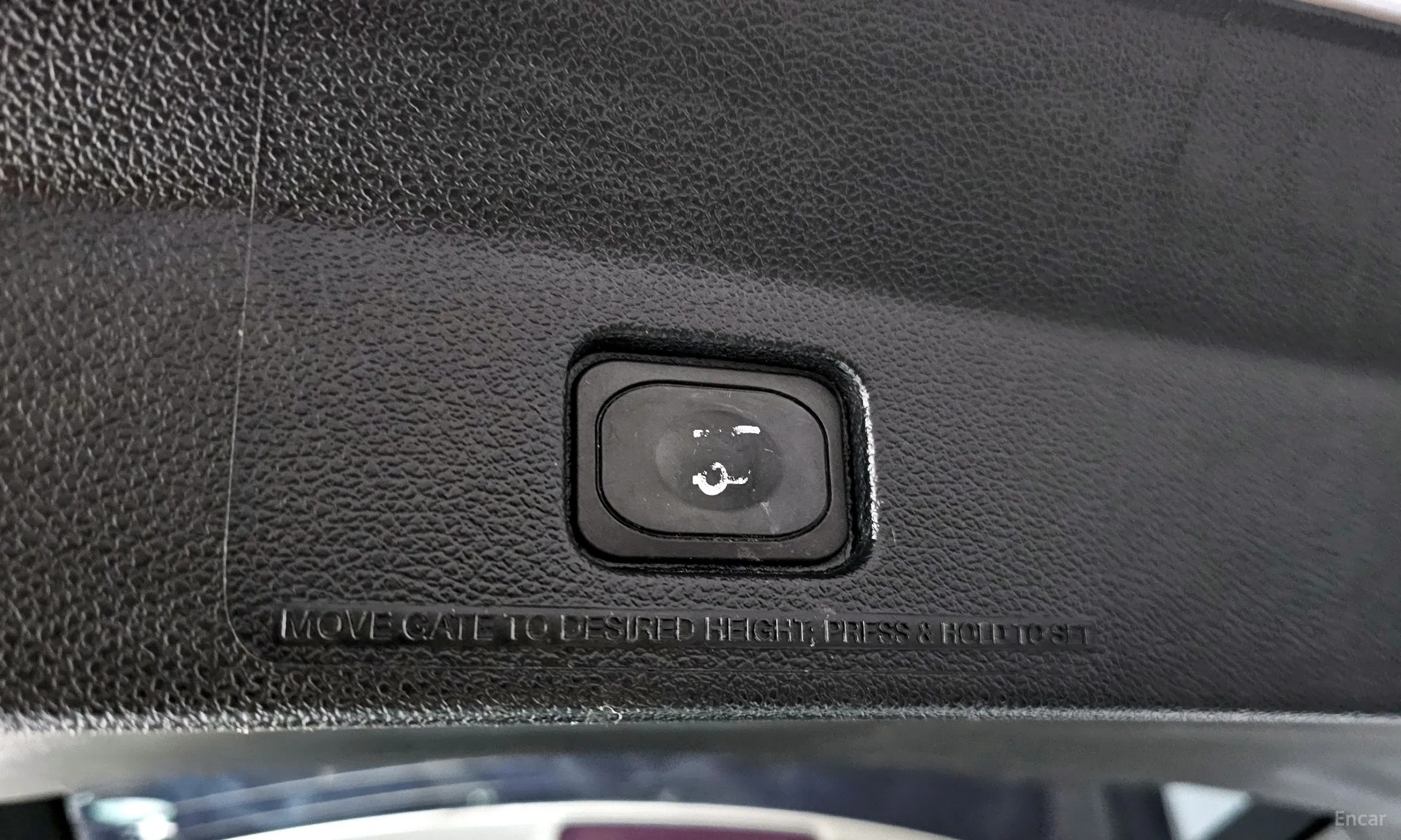 Ford Explorer превью 19