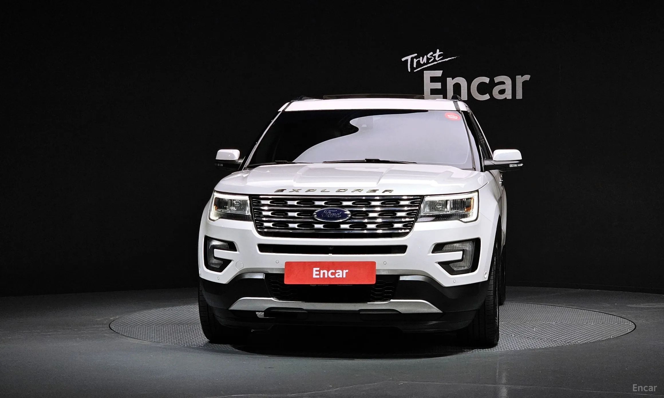 Ford Explorer превью 3