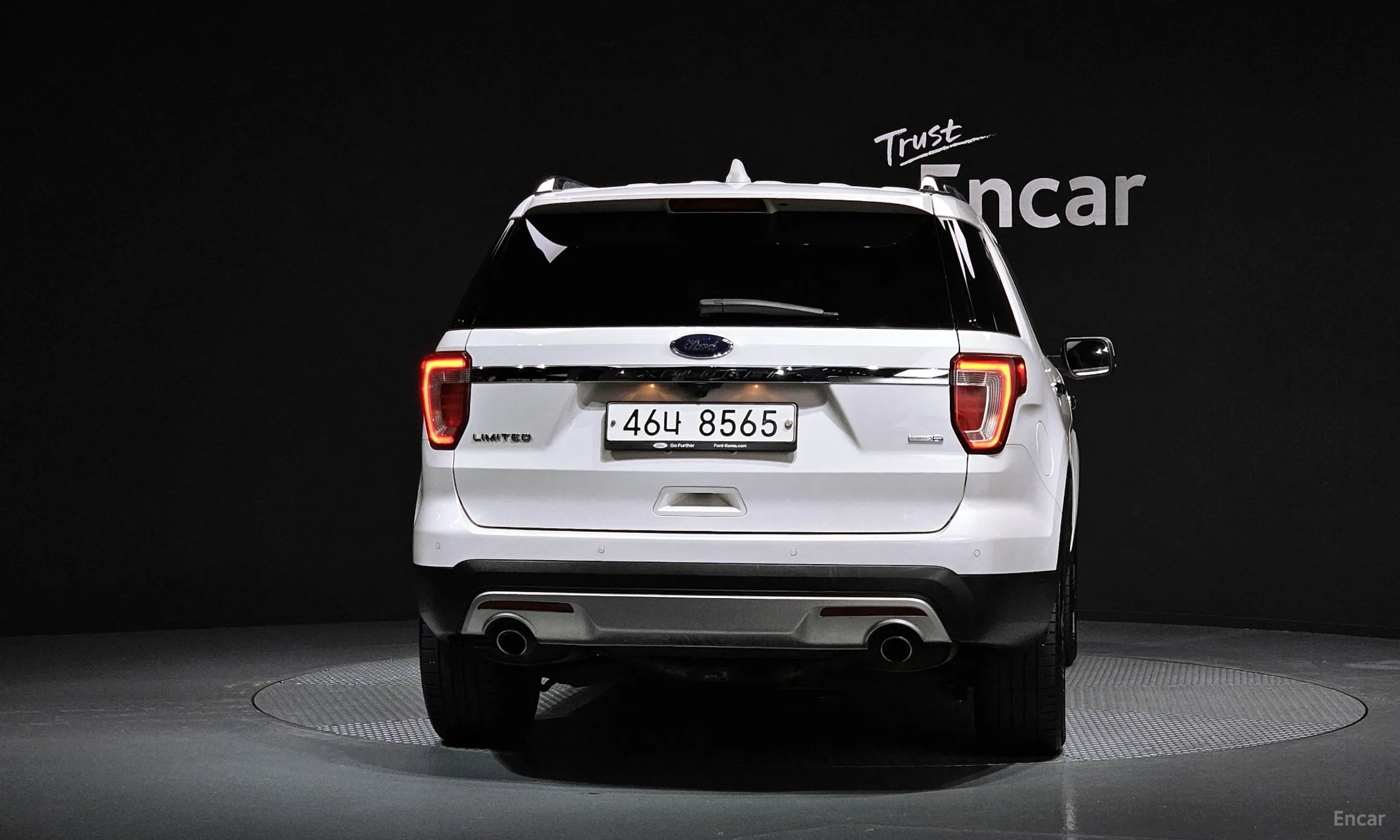 Ford Explorer превью 4