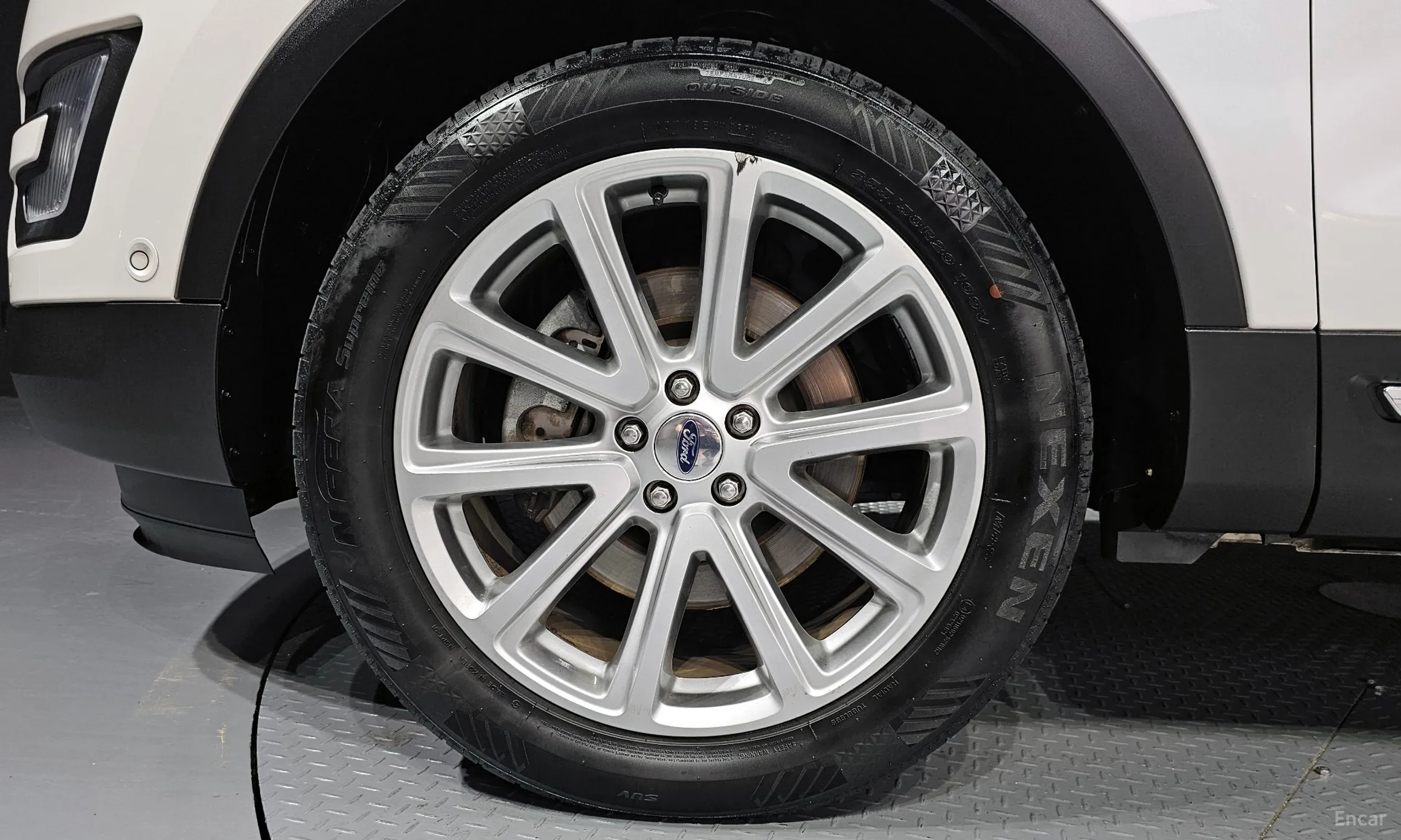 Ford Explorer превью 5