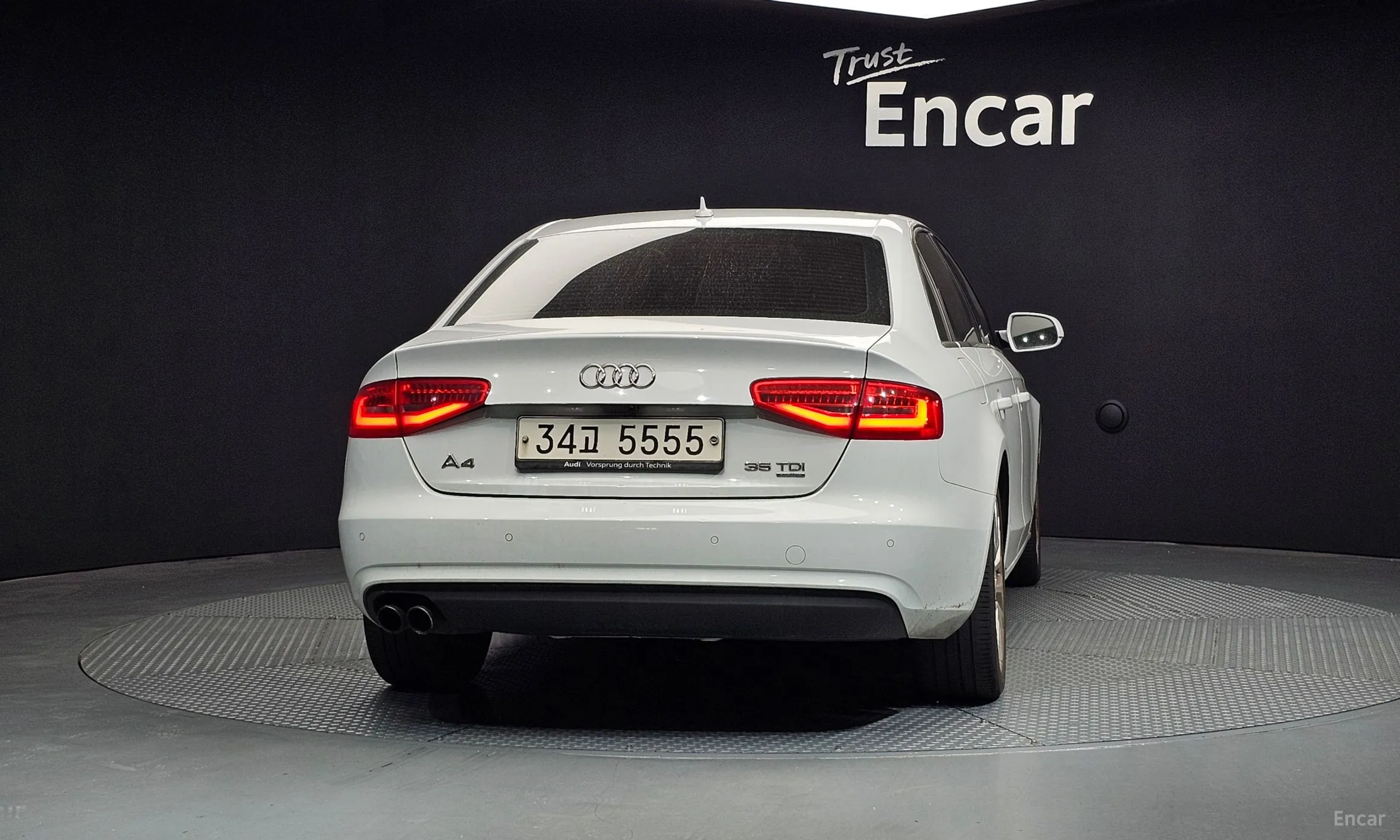 Audi New A4 превью 3