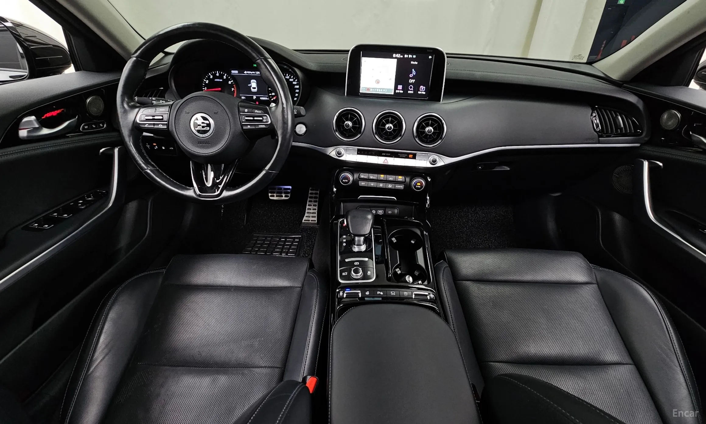 Kia Stinger превью 4