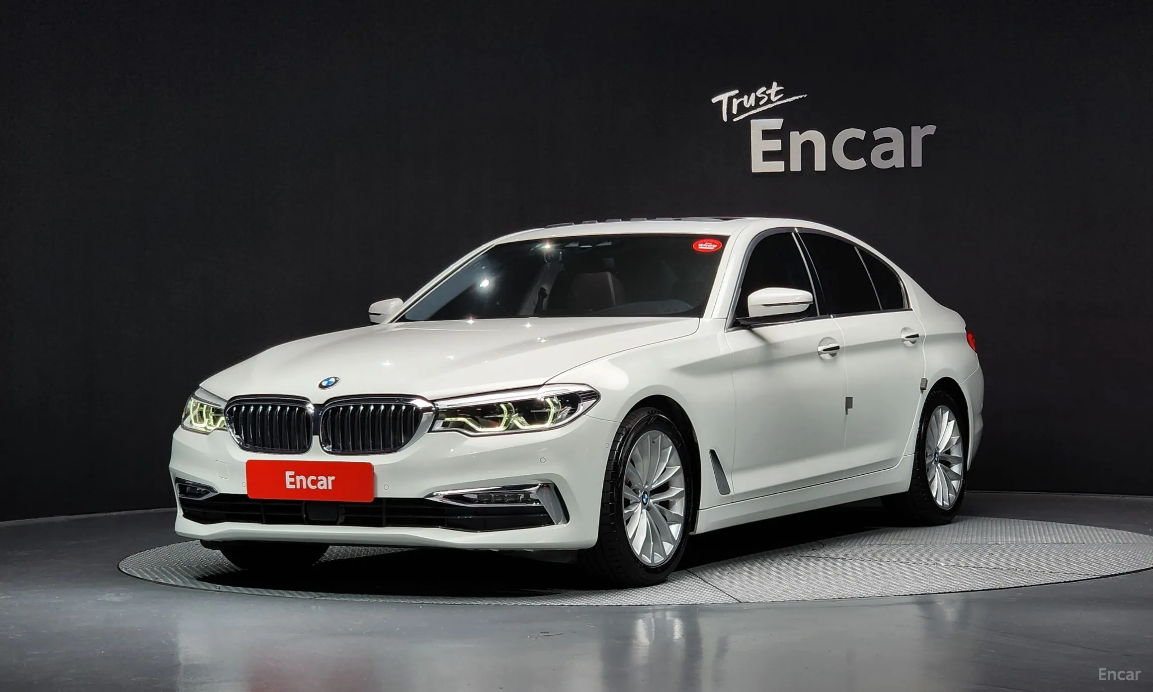 BMW 5 Series (G30)