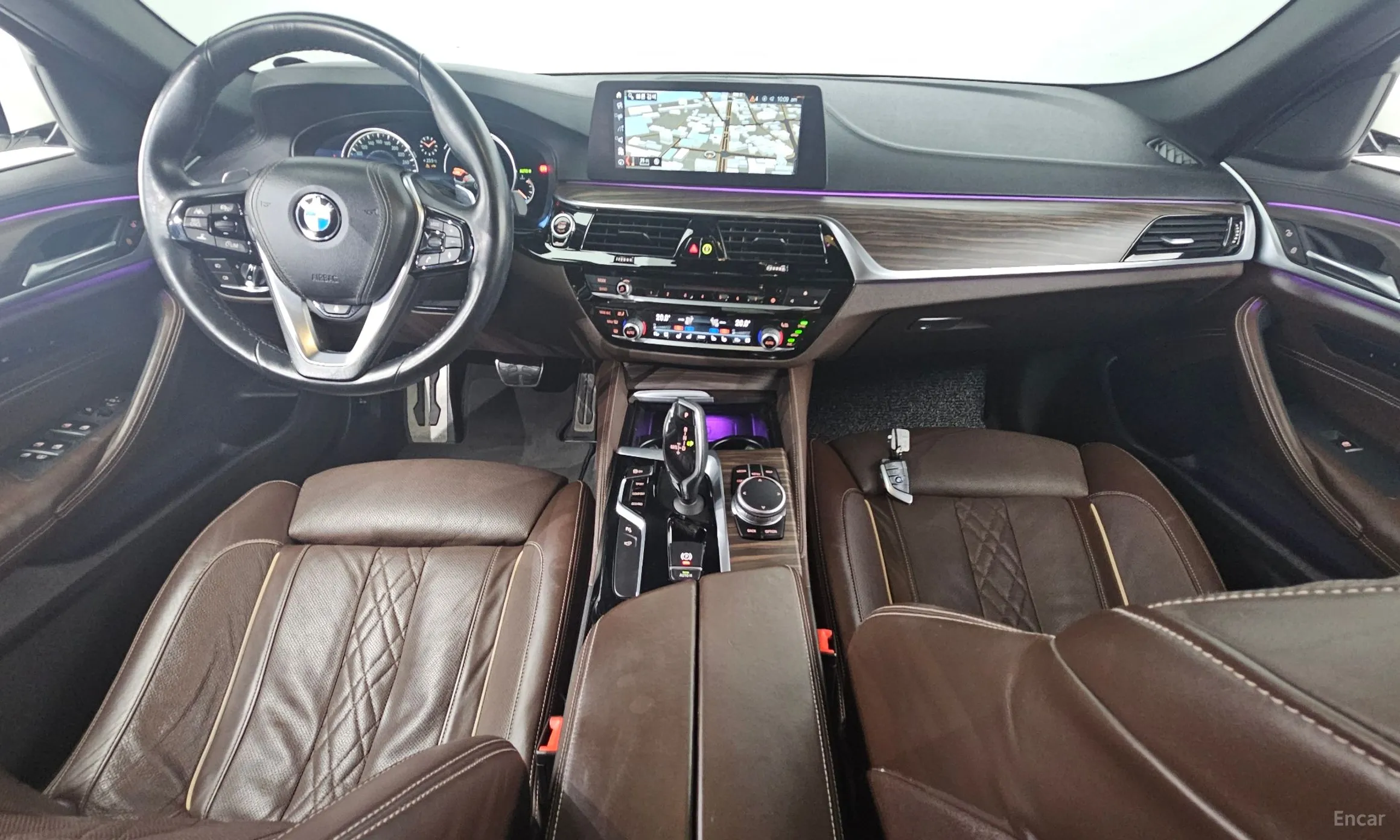 BMW 5 Series (G30) превью 4