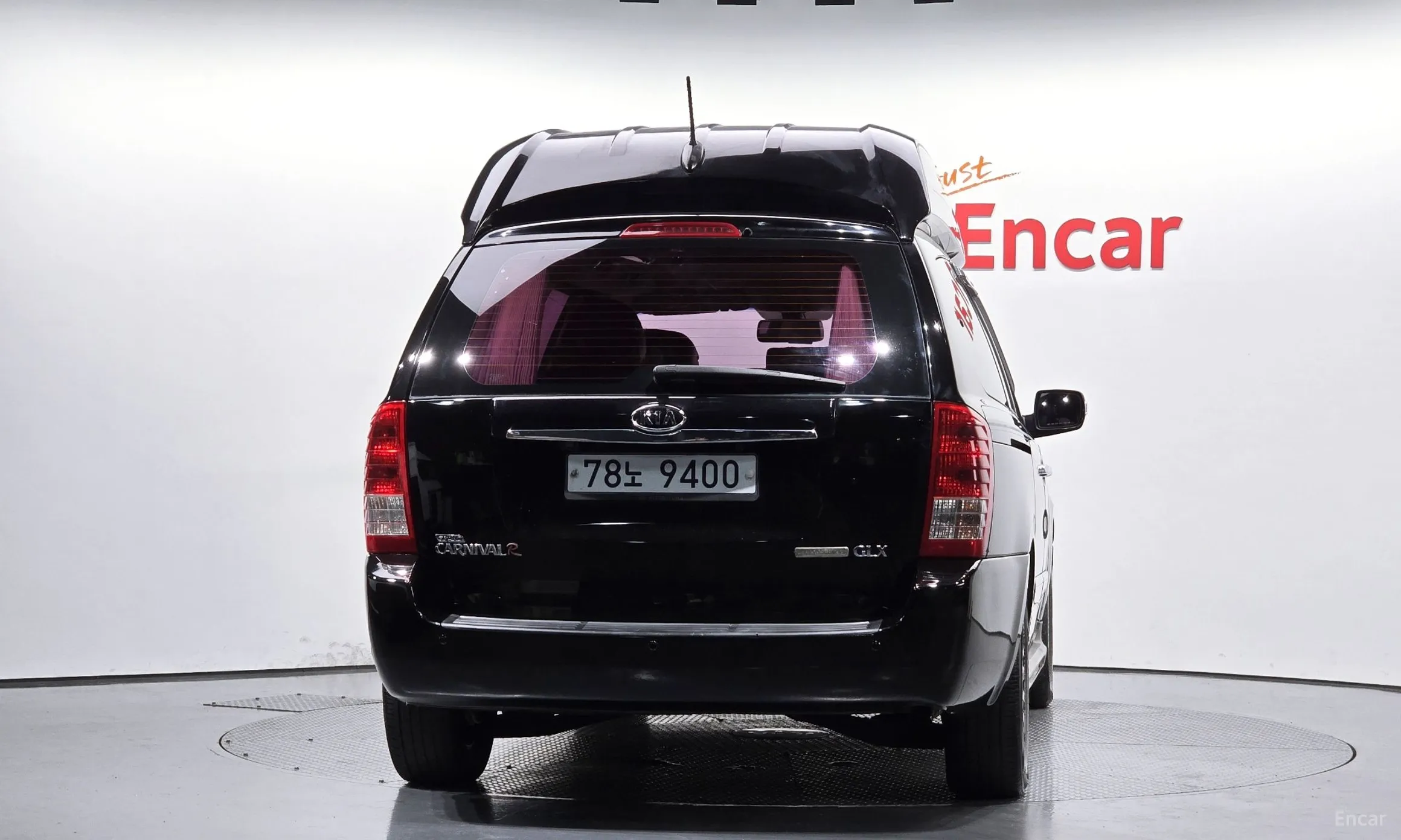 Kia Carnival R превью 3