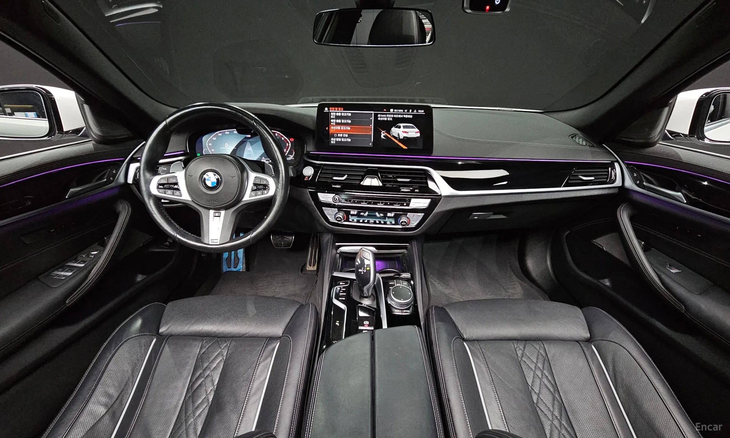 BMW 5 Series (G30) превью 4