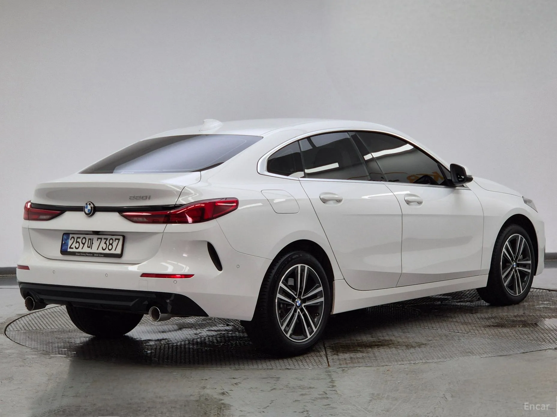 BMW 2 Series Gran Coupe (F44) превью 3