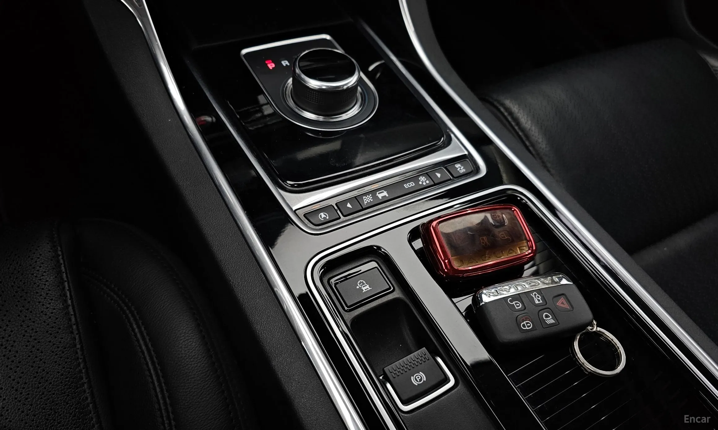 Jaguar XF (x260) превью 9