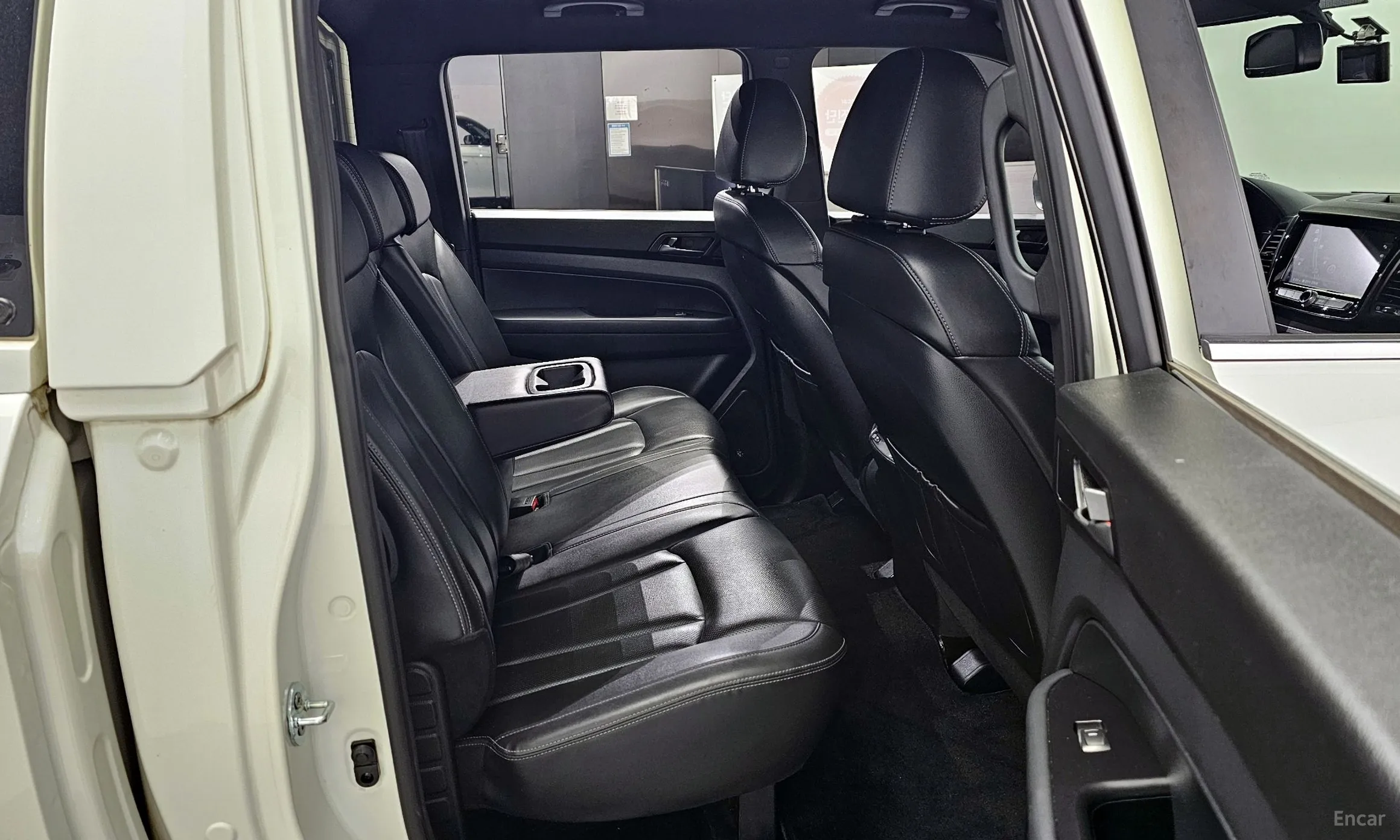 KG Mobility (SsangYong) Rexton Sports Khan превью 12