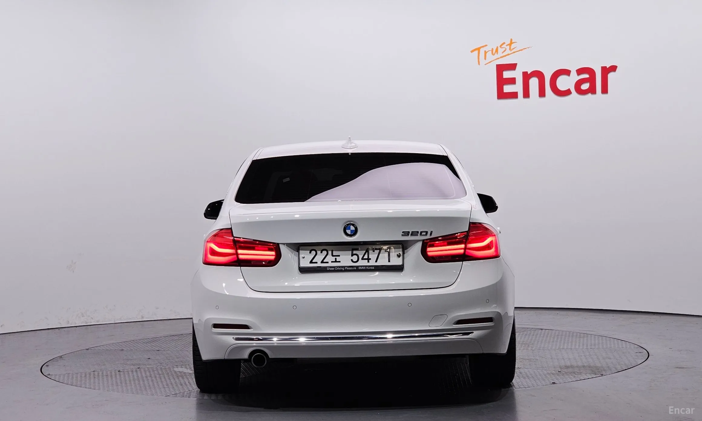BMW 3 Series (F30) превью 3