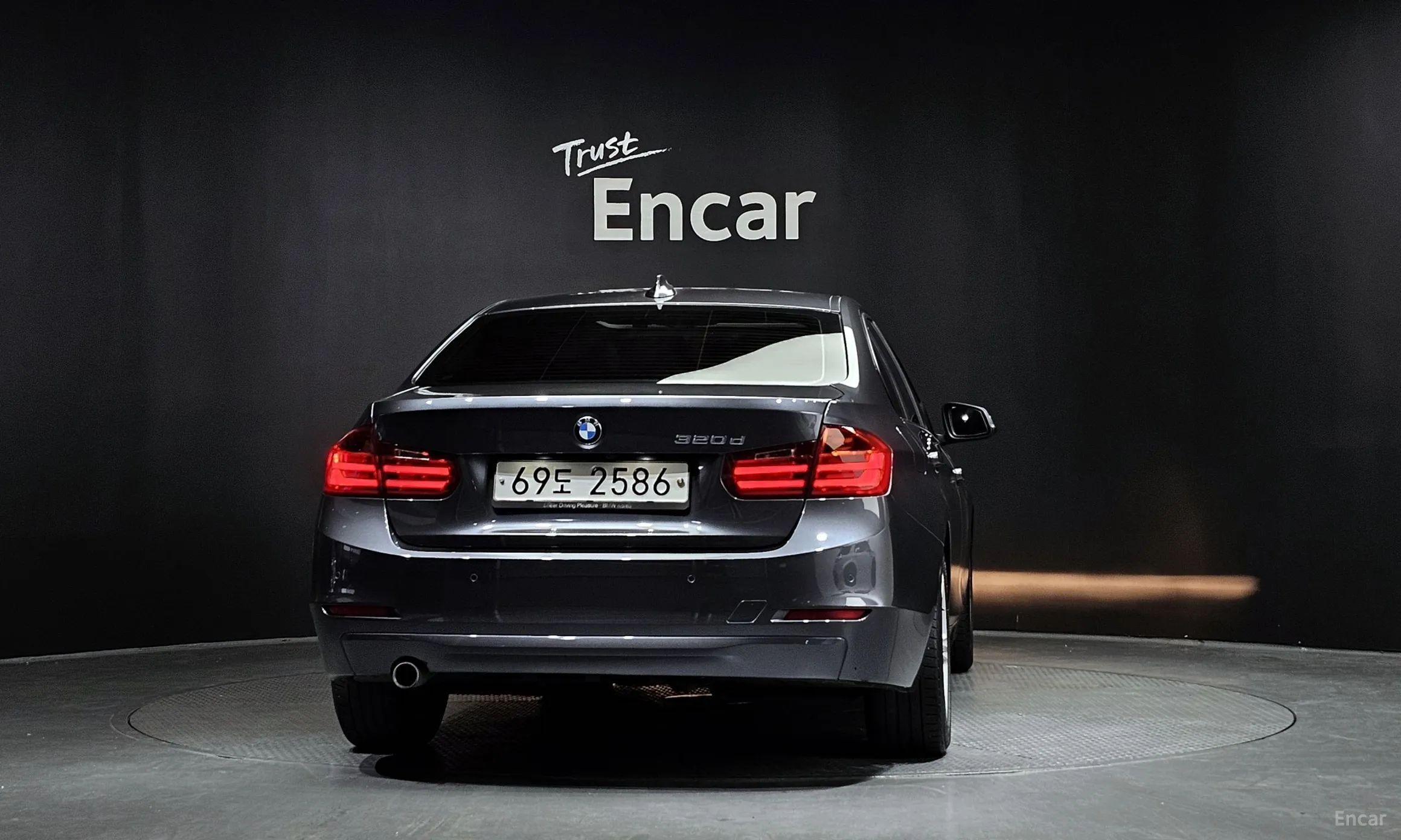 BMW 3 Series (F30) превью 3