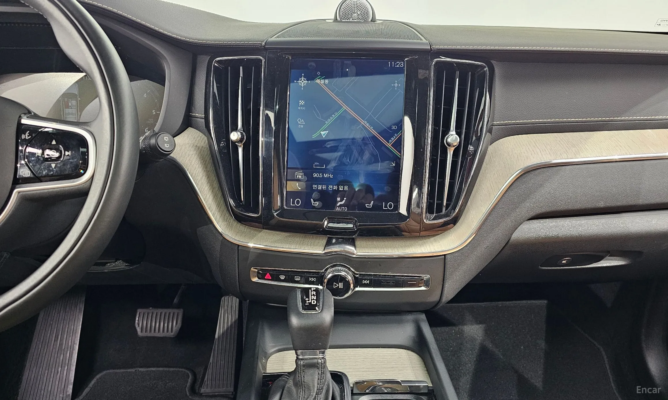 Volvo XC60 Gen 2 превью 13