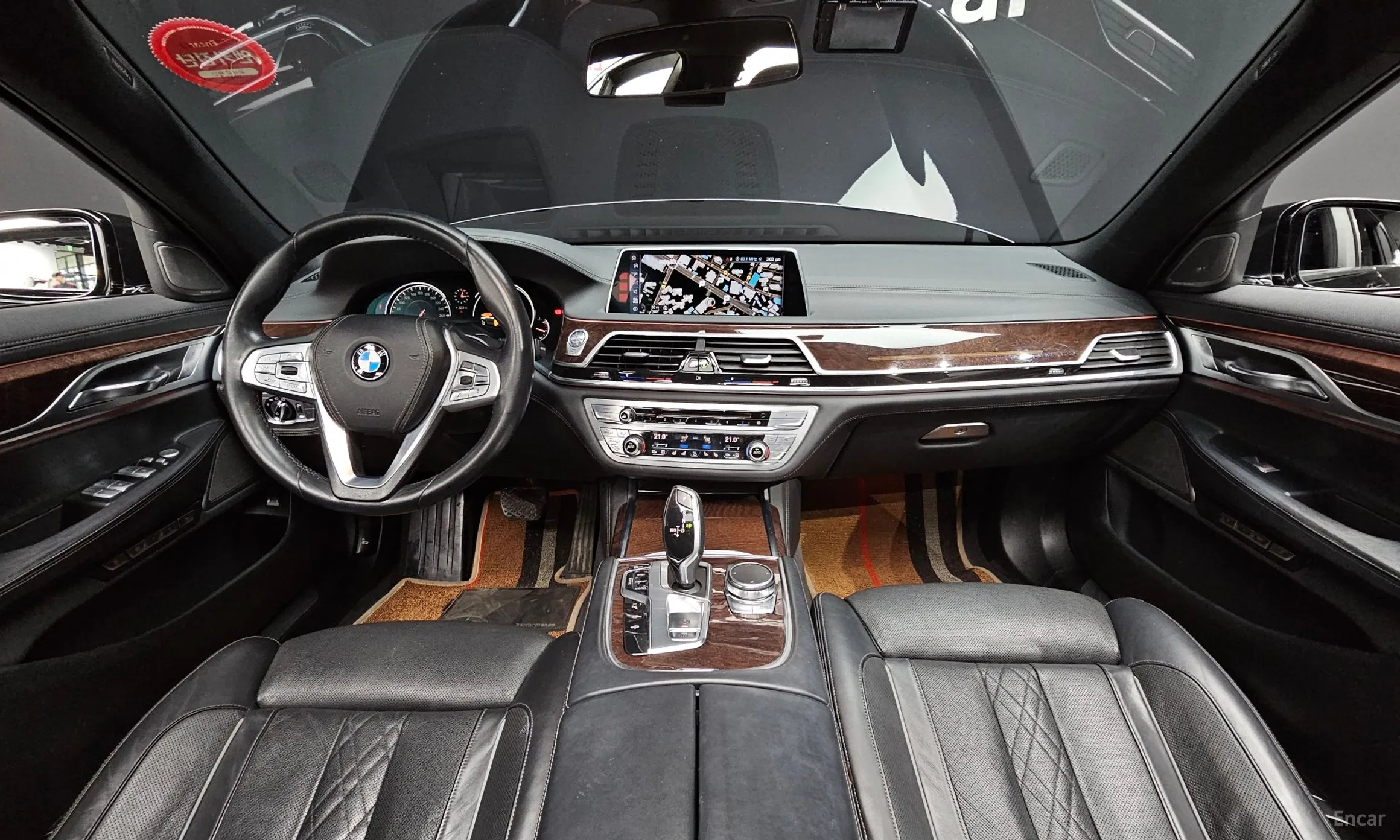 BMW 7 Series (G11) превью 4