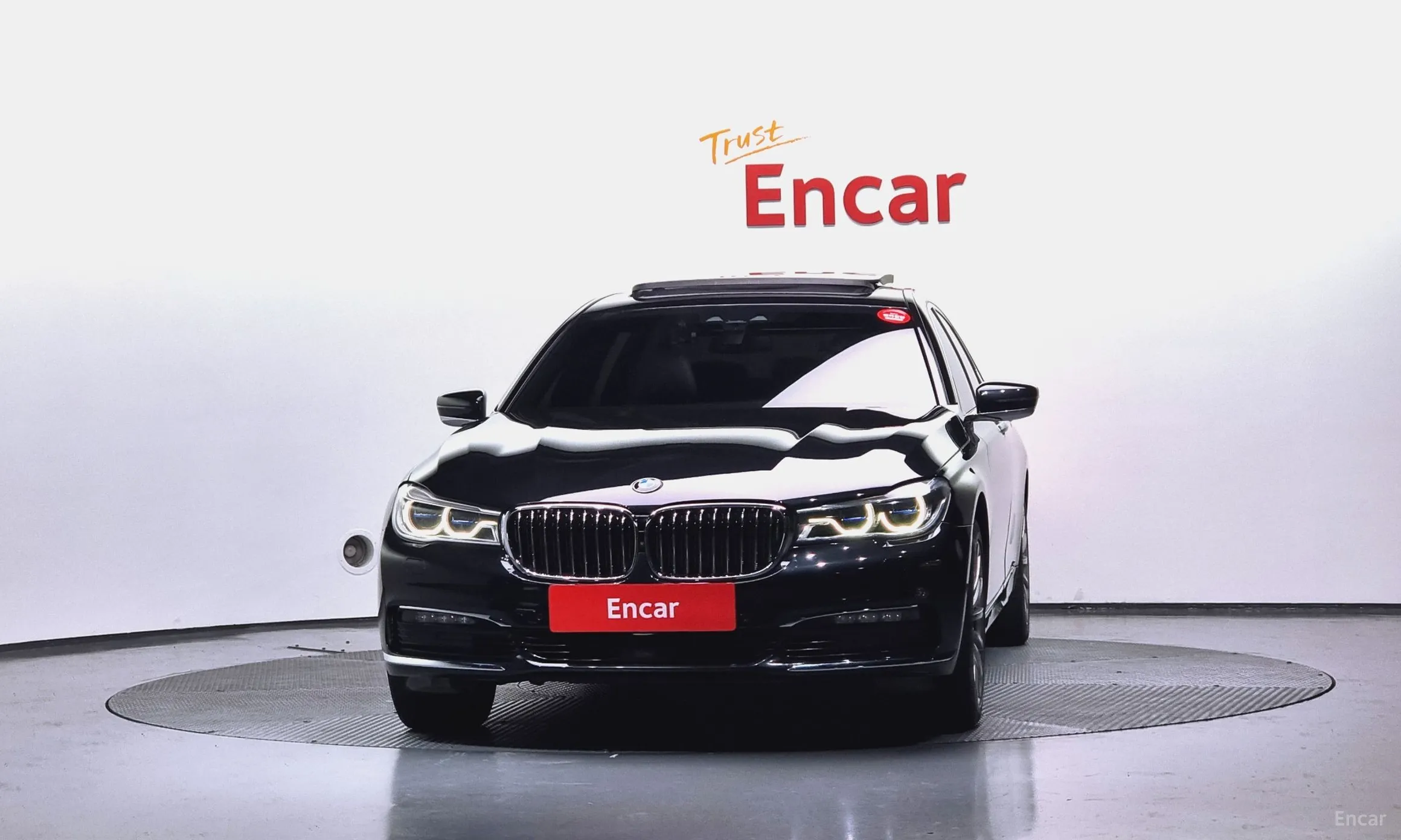 BMW 7 Series (G11) превью 2