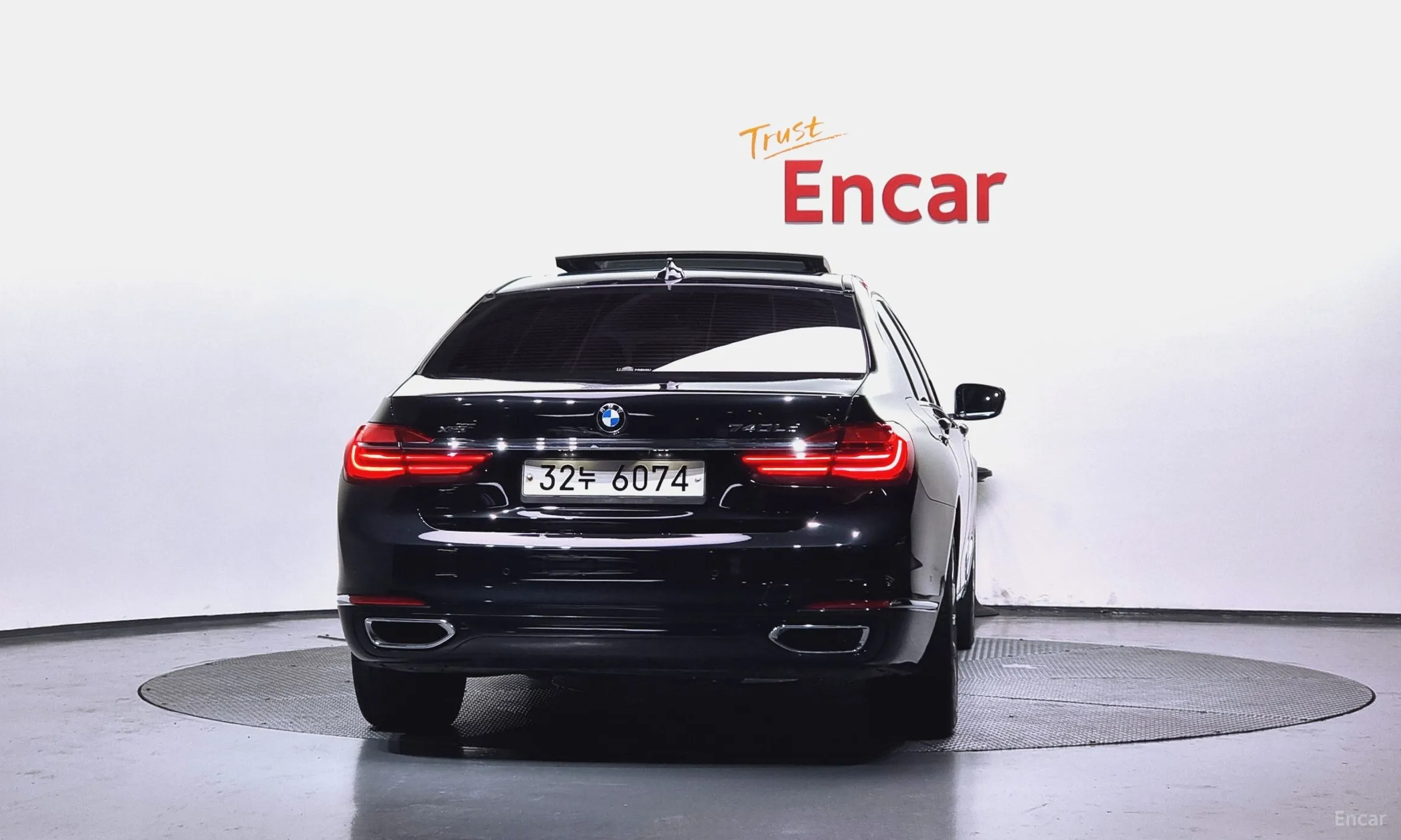 BMW 7 Series (G11) превью 3