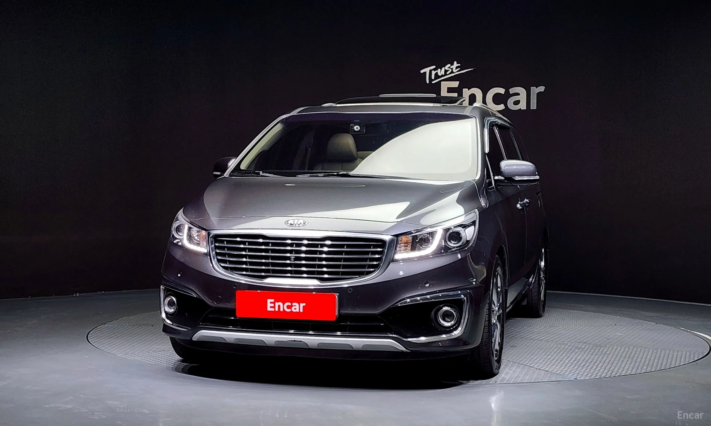 Kia Carnival превью 2