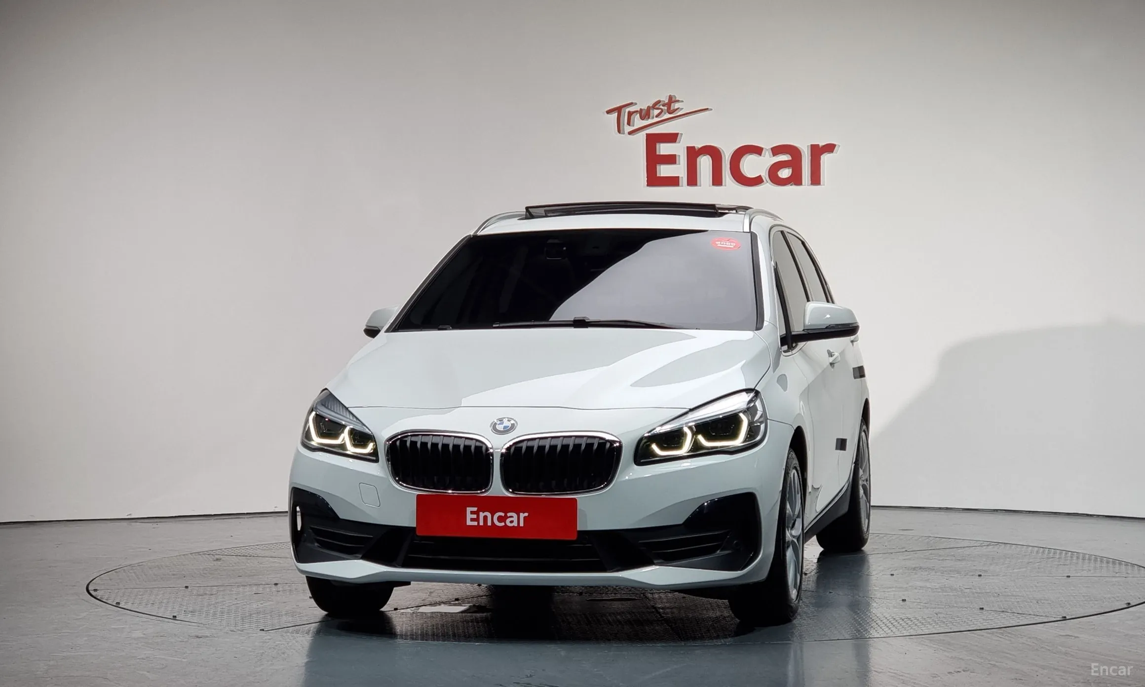 BMW 2-Series Active Tourer (F45) превью 2